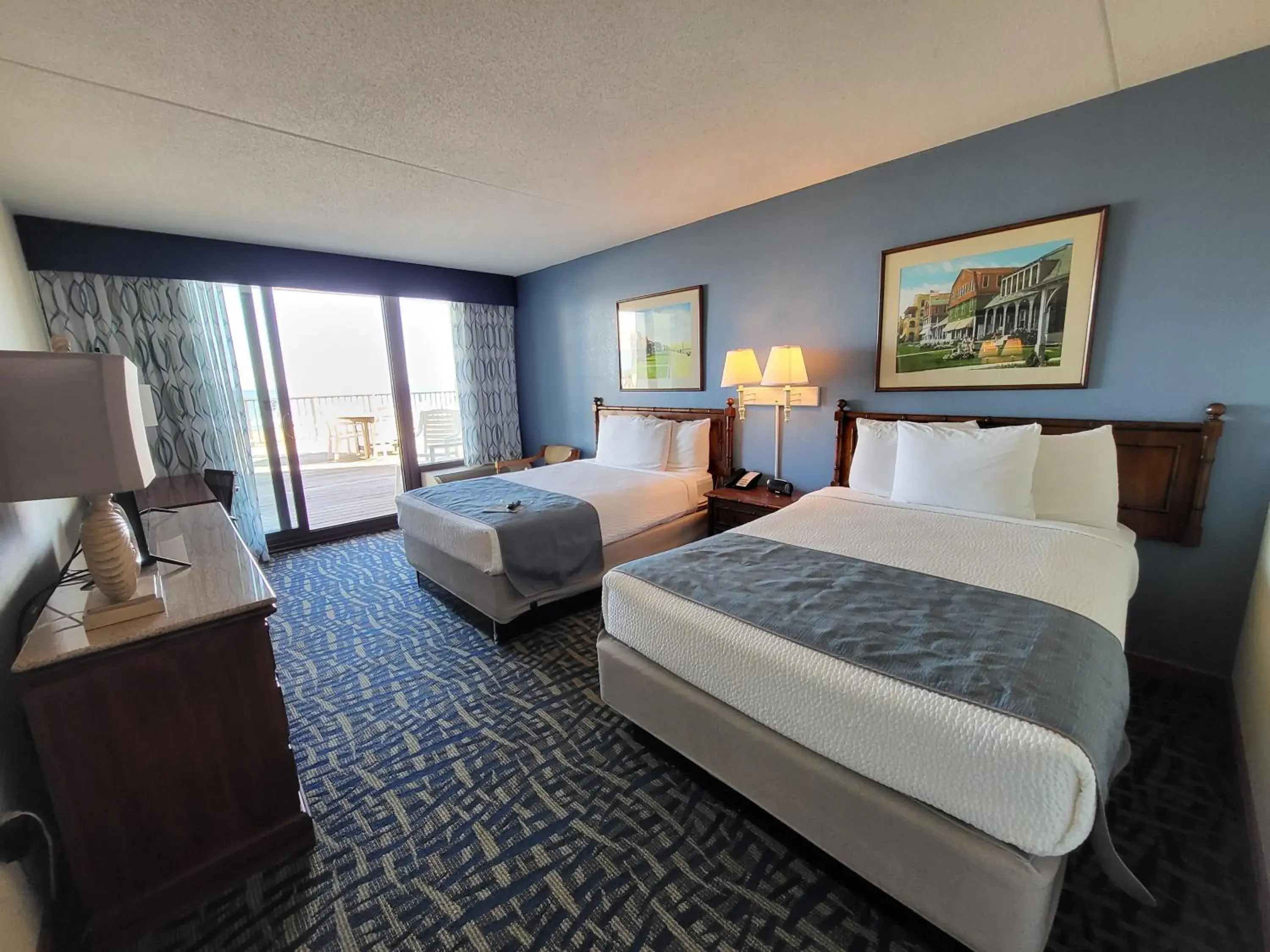 Bedroom, Bed in Capes Hotel Bedroom, Bed in Capes Hotel