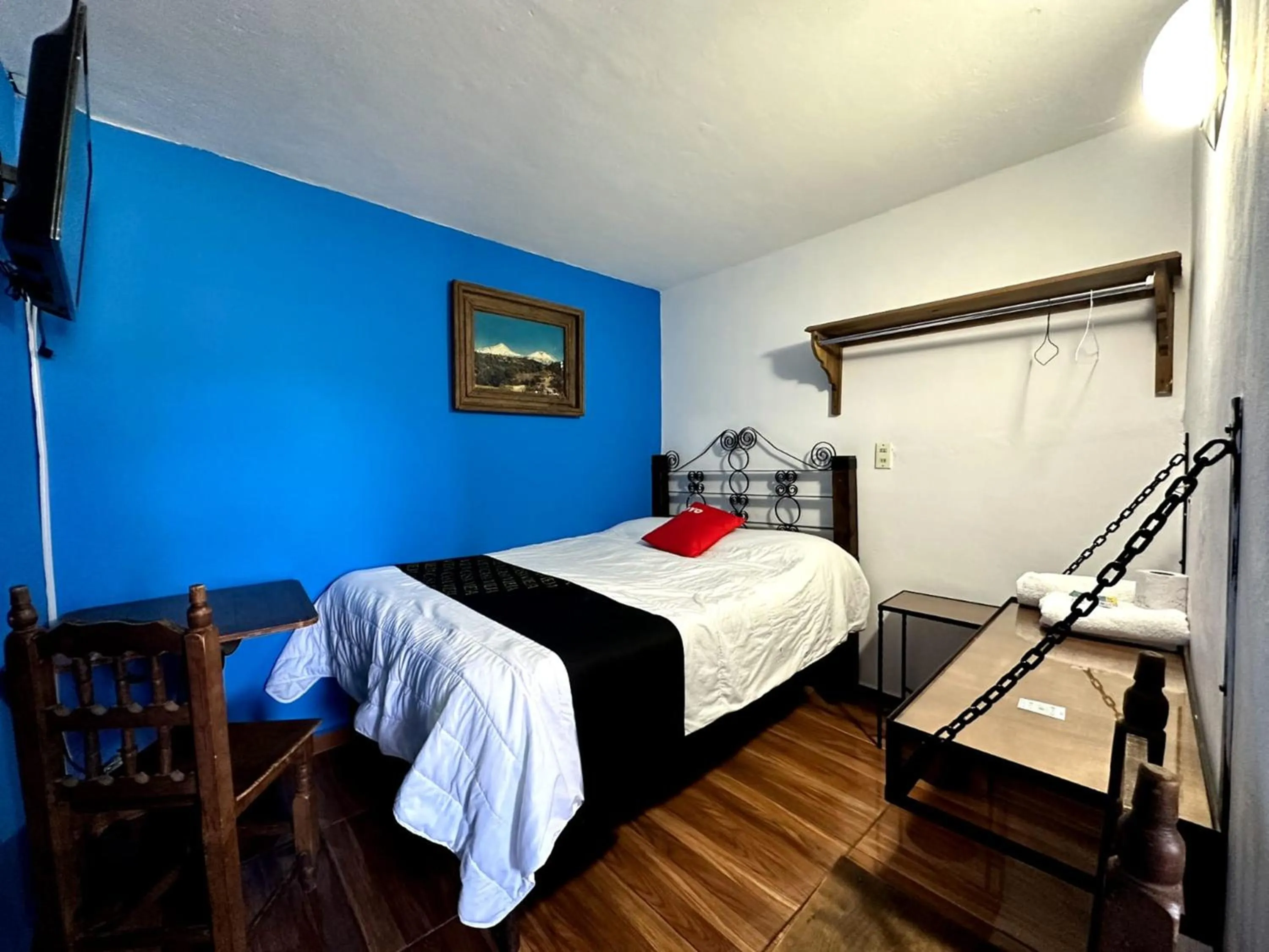Bedroom, Bed in OYO Casa Vieja,Ciudad Serdán,Museo La Magnolia