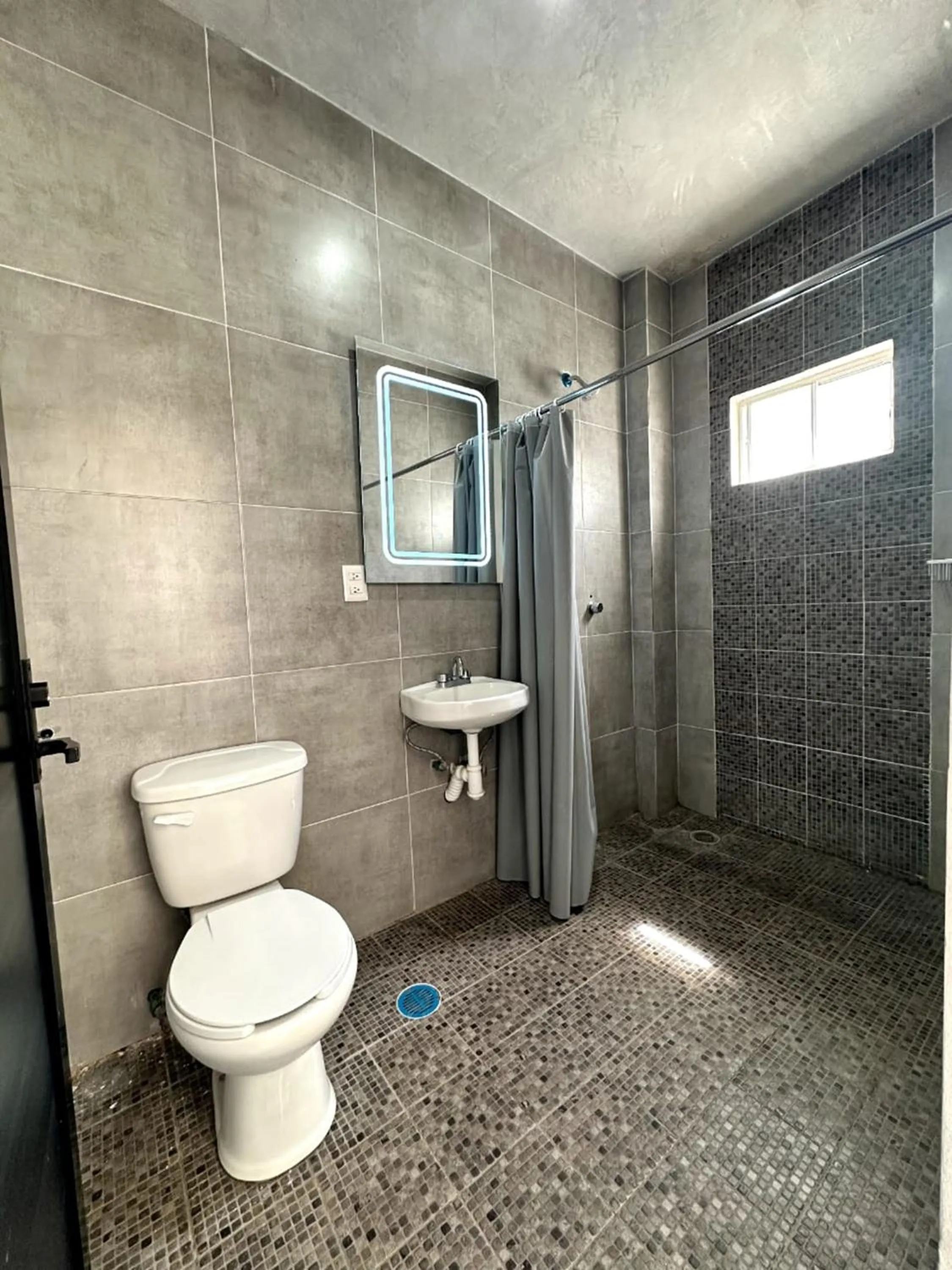 Bathroom in OYO Casa Vieja,Ciudad Serdán,Museo La Magnolia