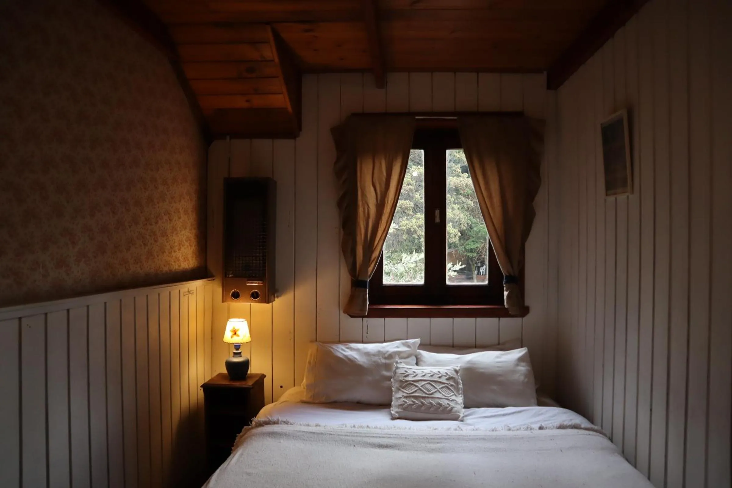 Bed in Hosteria Las Cartas