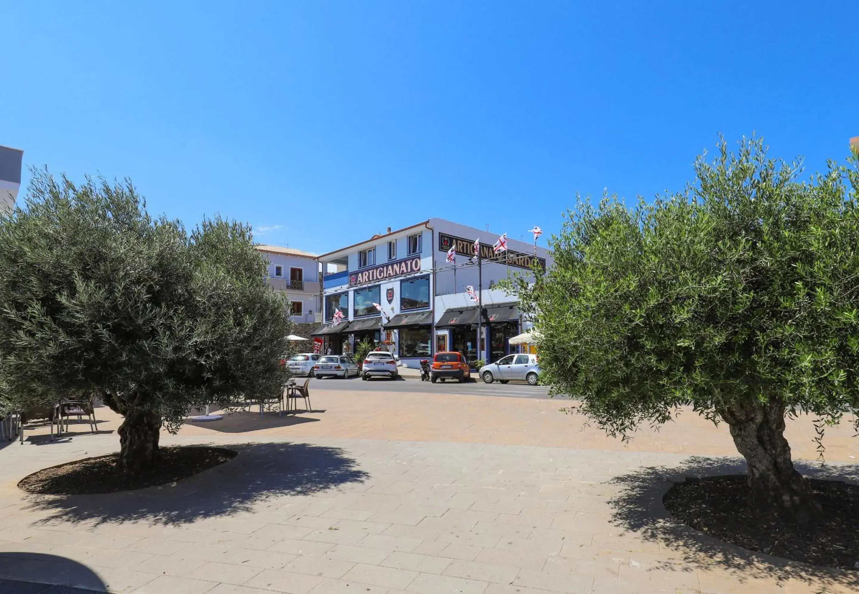 Property building in The Square Castelsardo Property building in The Square Castelsardo