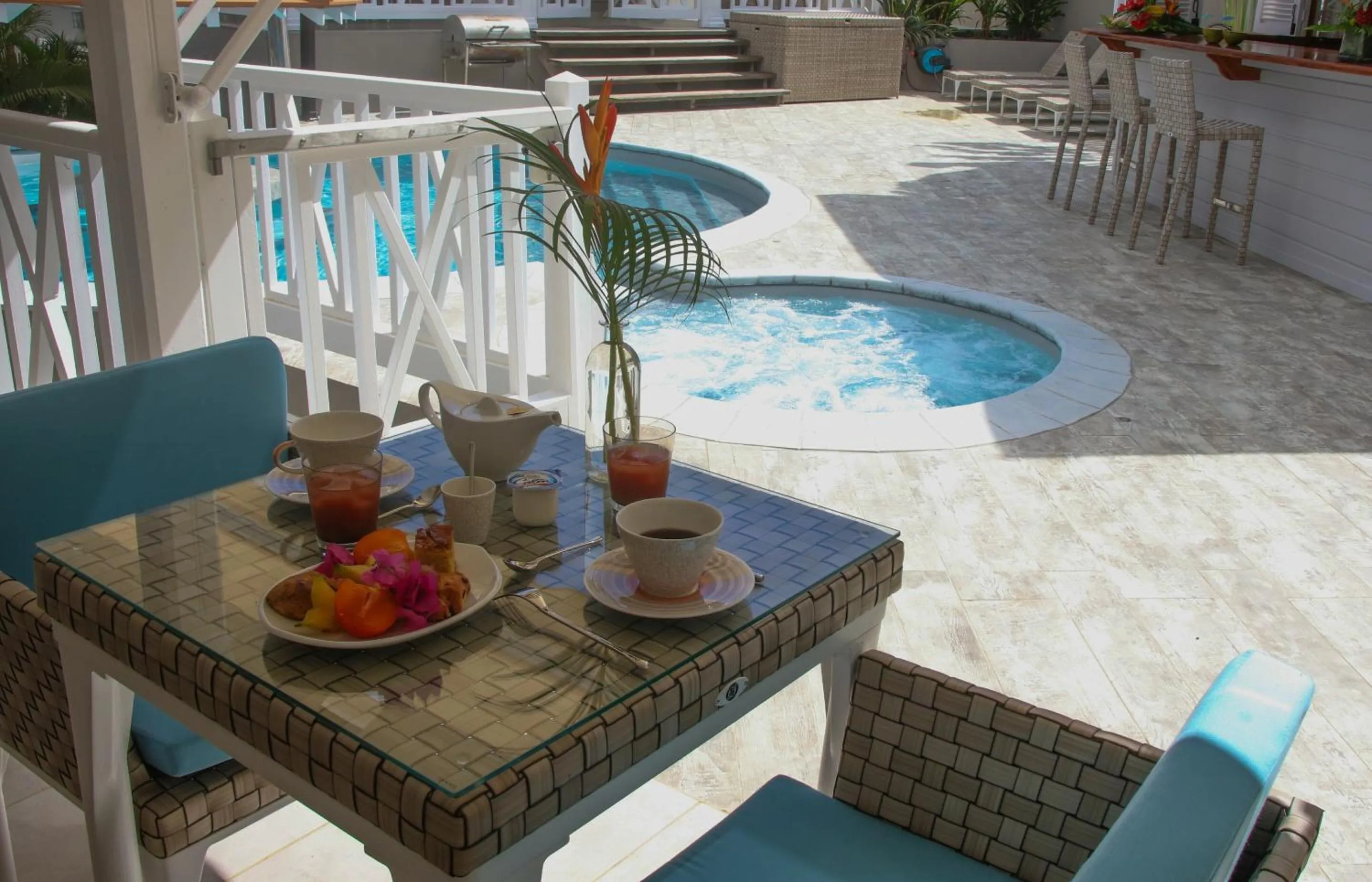 Food and drinks in LES HAUTS DU CAP