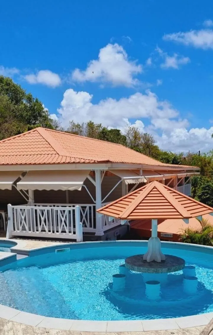 Pool view in LES HAUTS DU CAP
