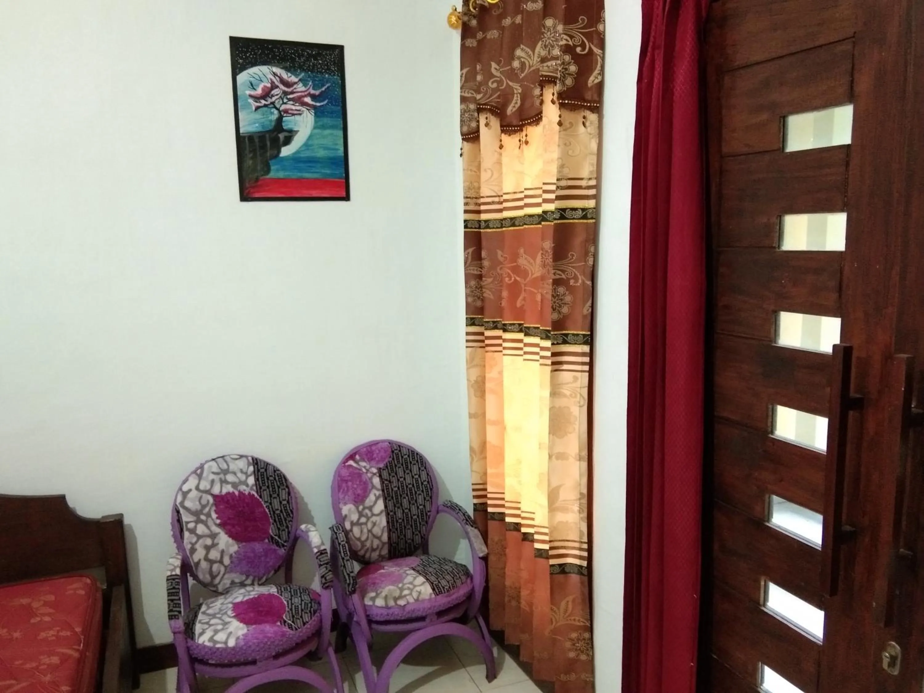 Seating area in Latansa inn