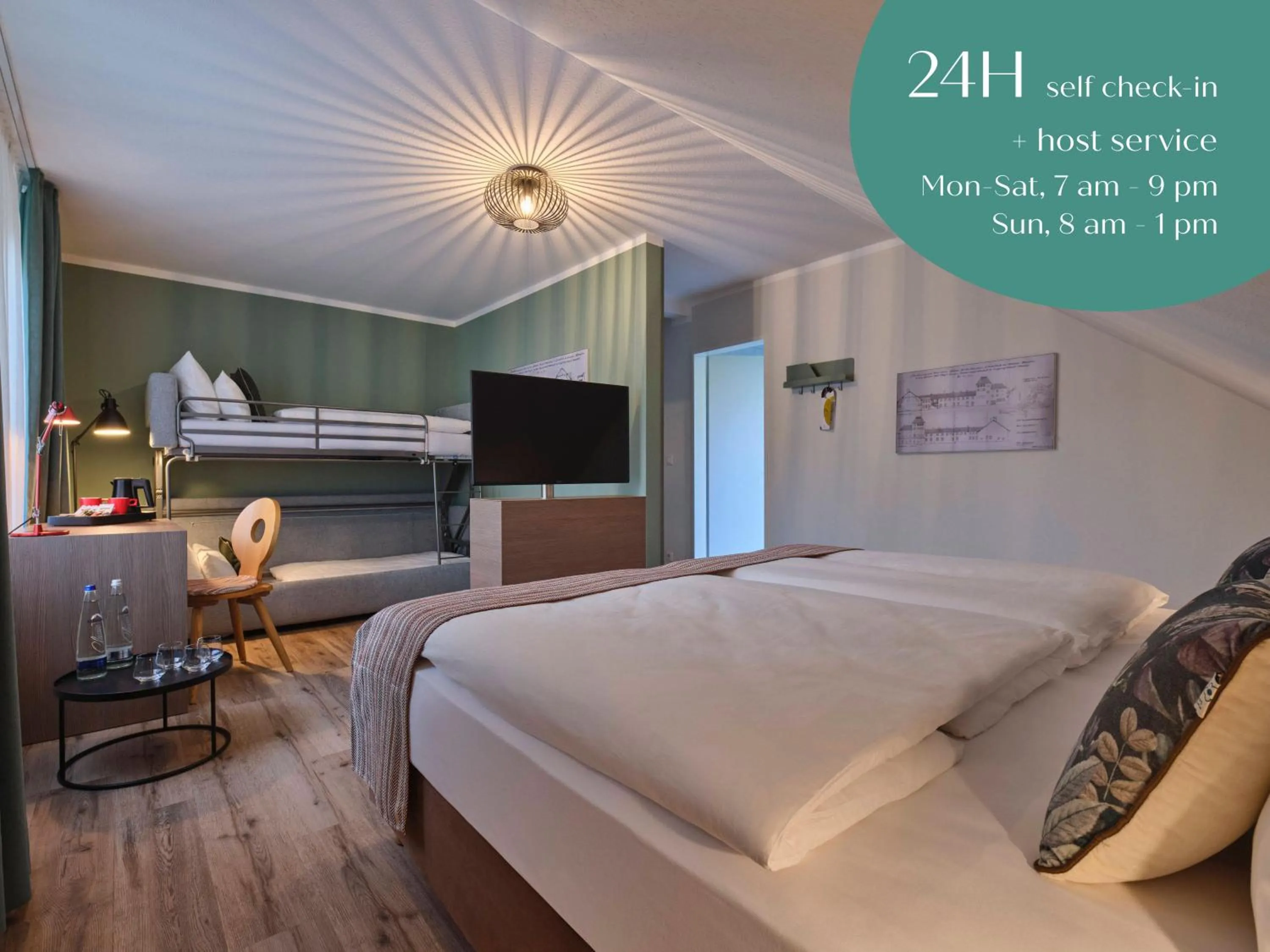 Bed in Classik Hotel Martinshof, Messe München