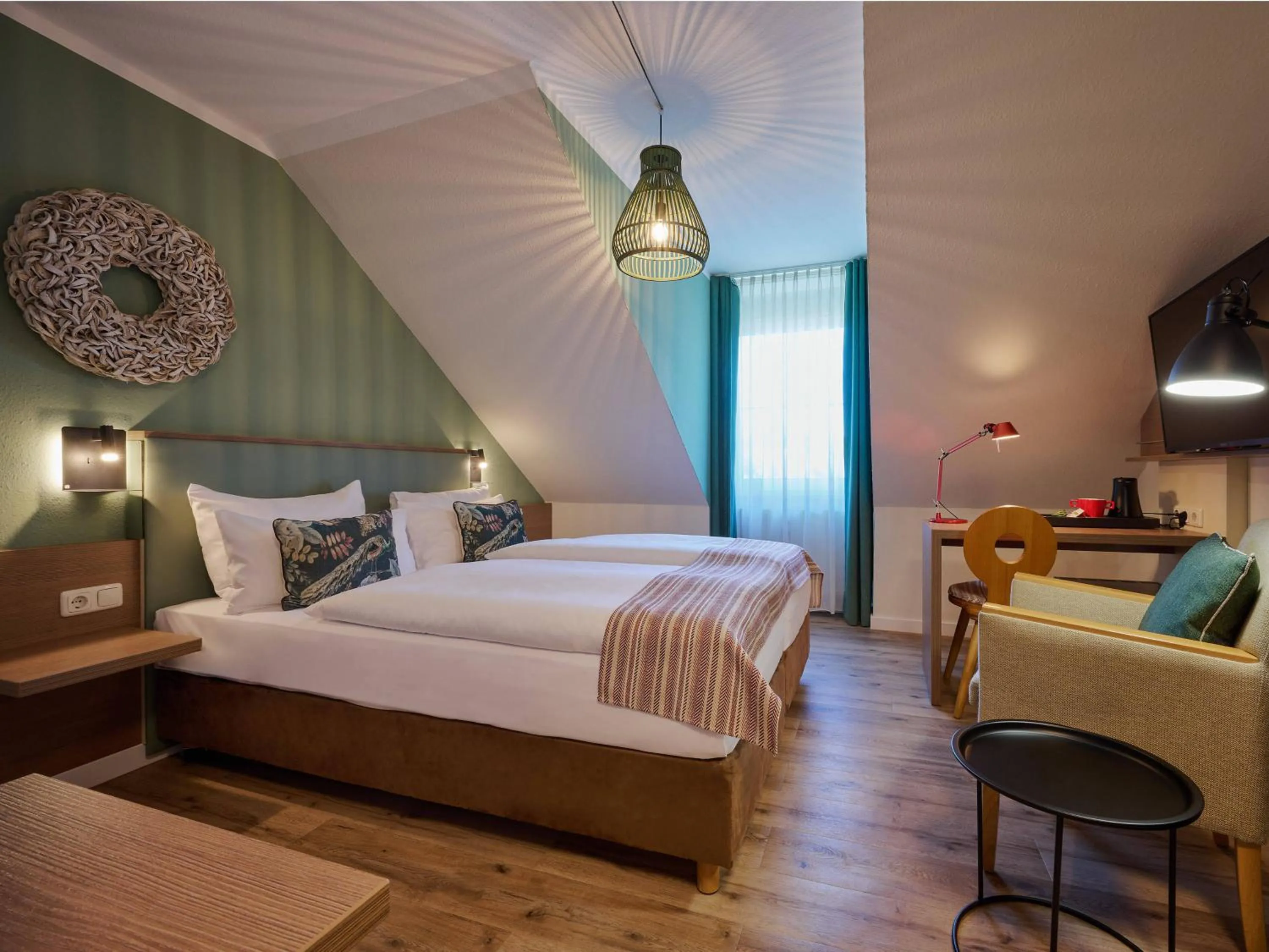 Photo of the whole room, Bed in Classik Hotel Martinshof, Messe München