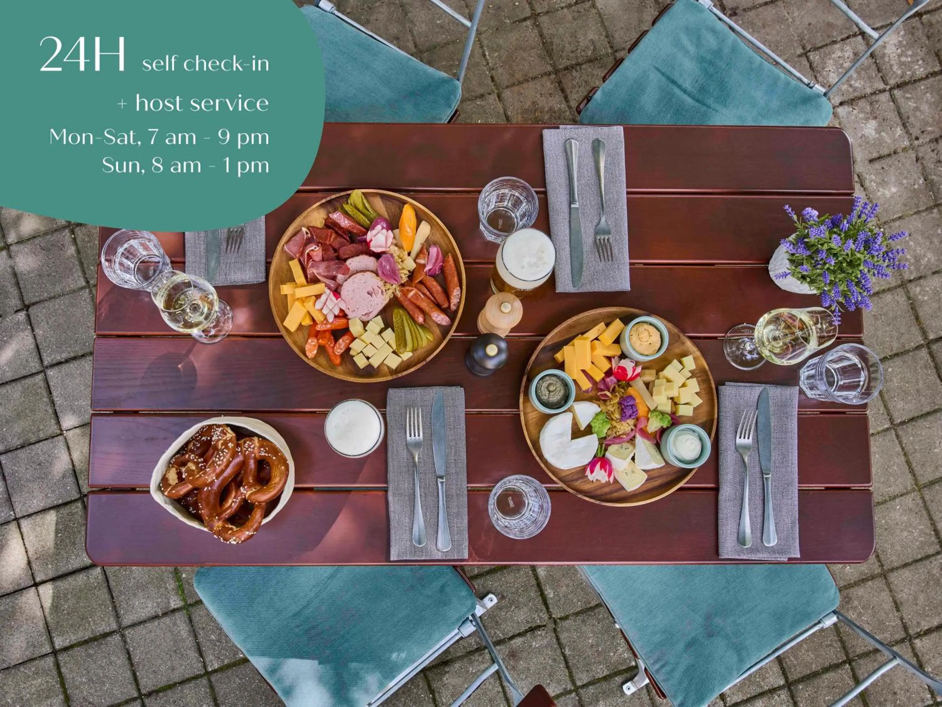 Restaurant/places to eat in Classik Hotel Martinshof, Messe München