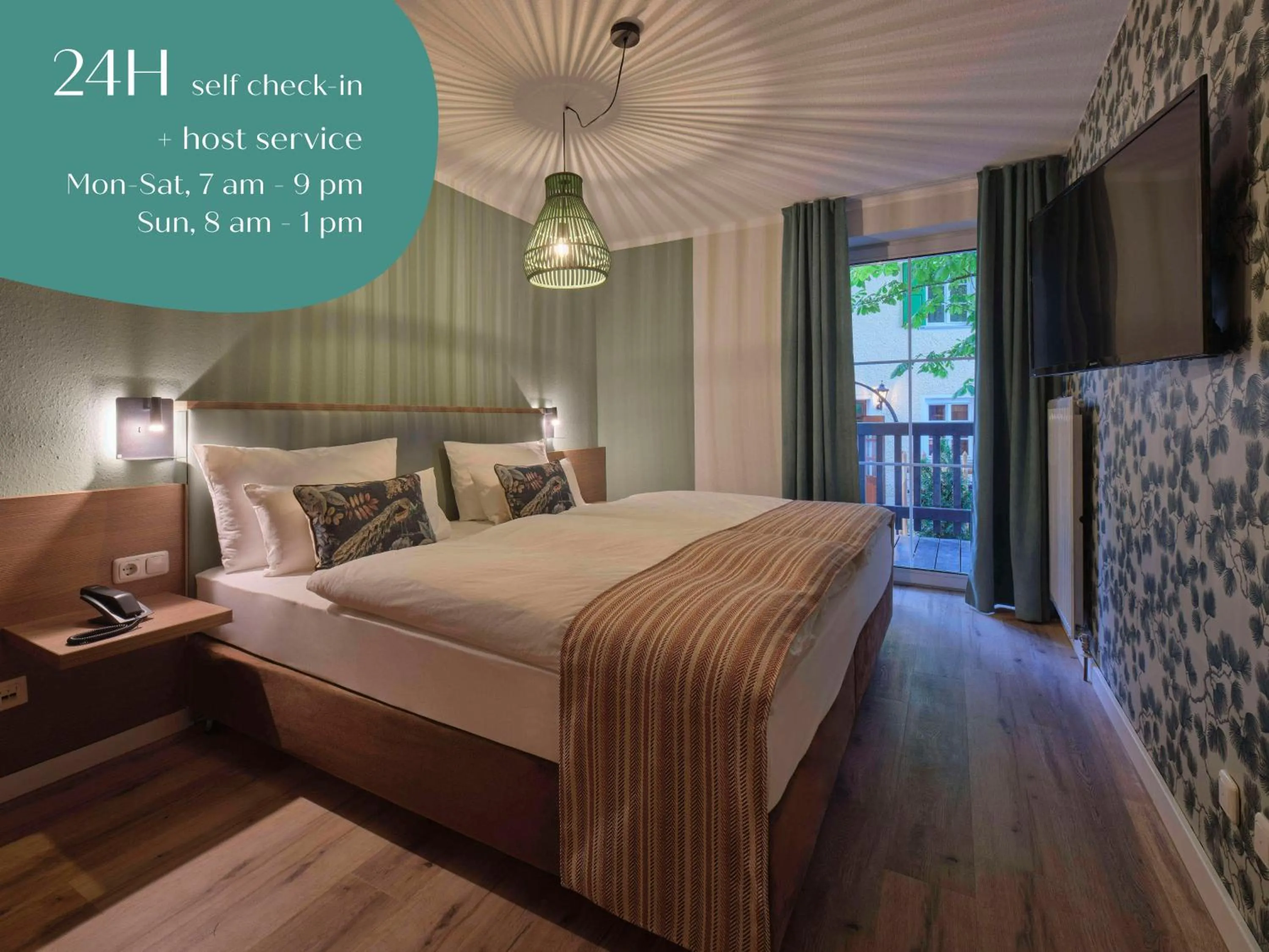 Bed in Classik Hotel Martinshof, Messe München