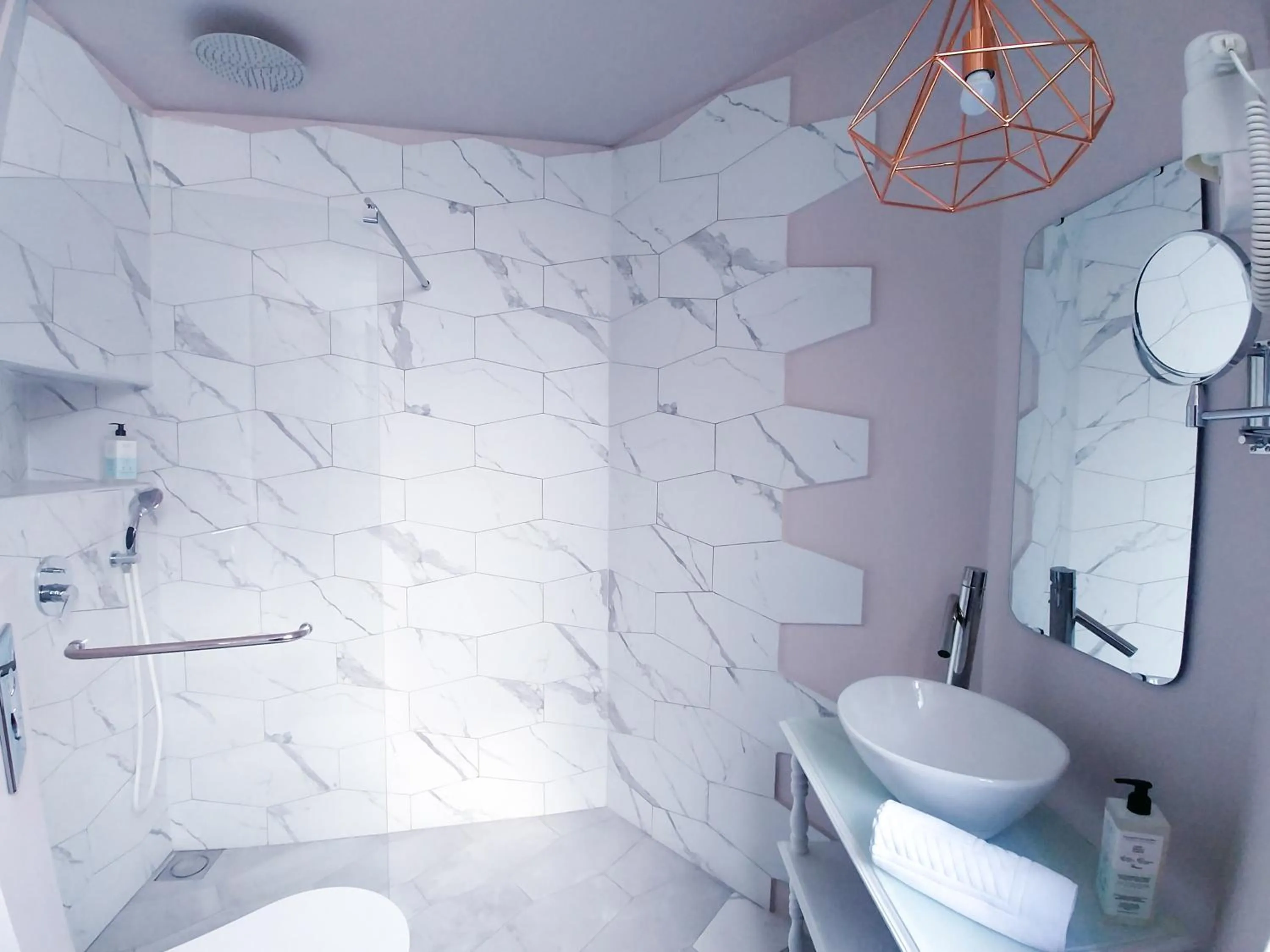 Bathroom in ASPA Studios - Urban Conscious Living