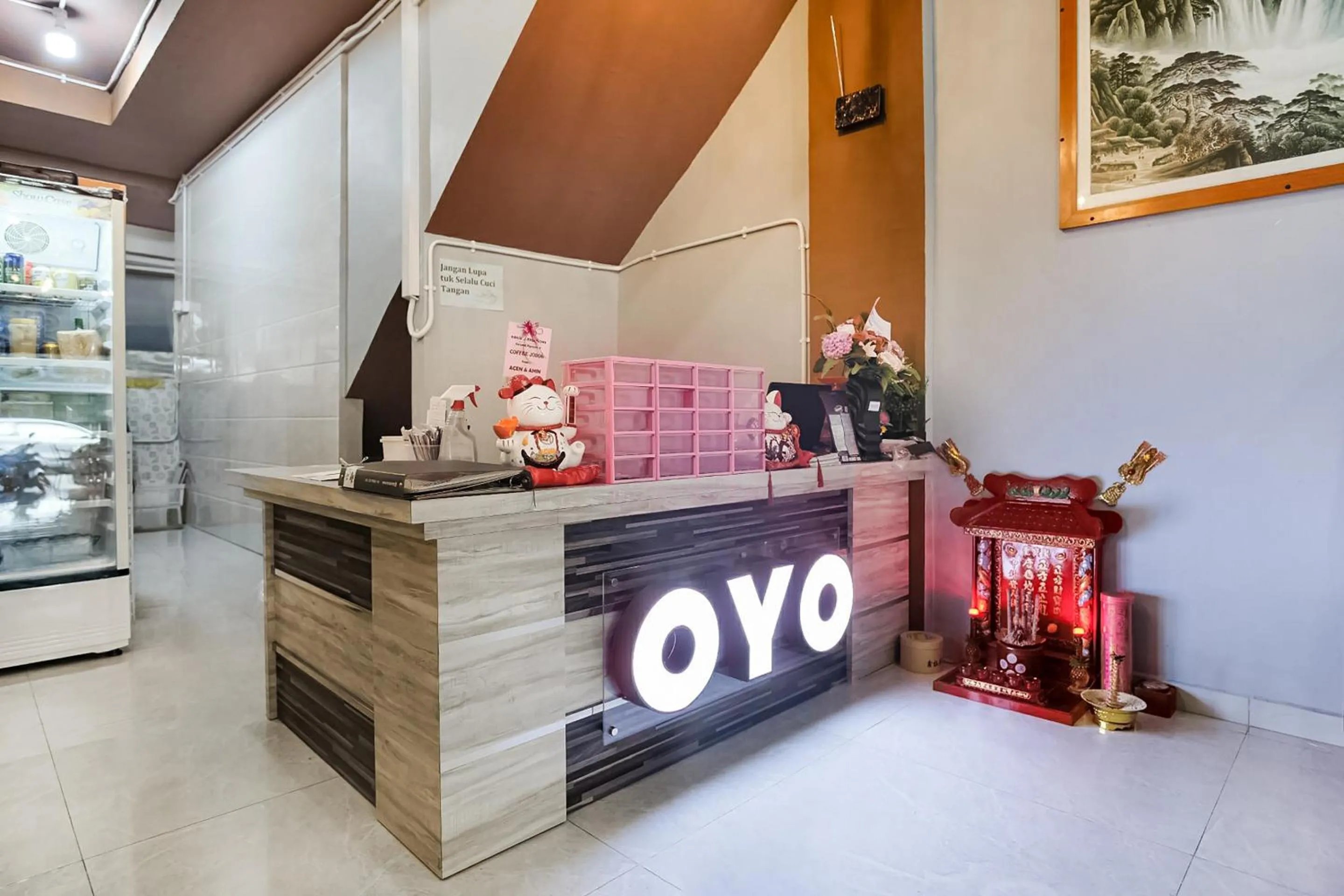 Lobby or reception in OYO 3212 Coffee Jodoh Homestay