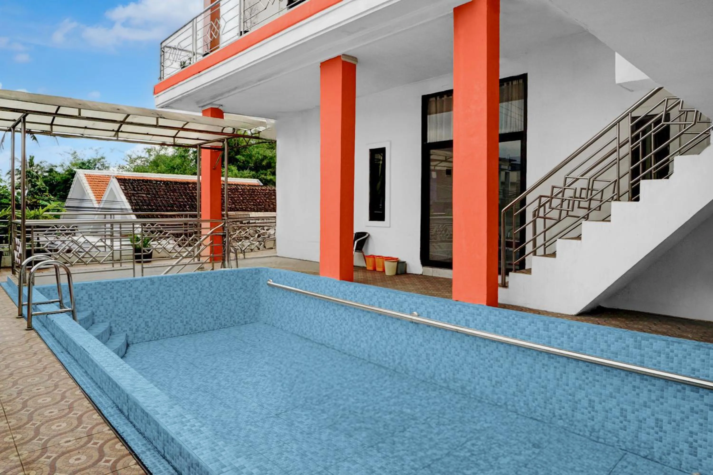 Swimming pool in Hotel O near Jatim Park 3 formerly Srikandi Residence