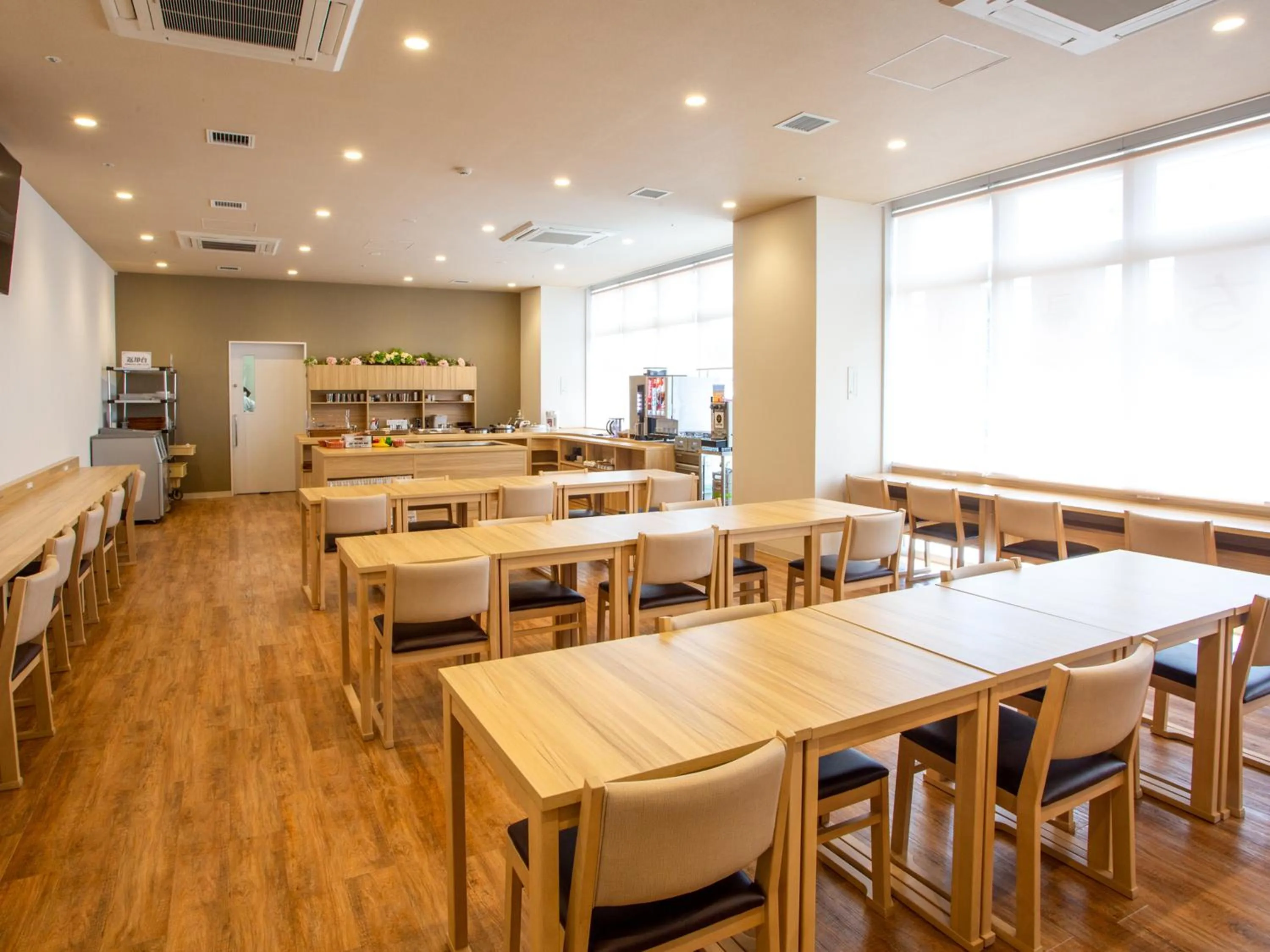 Restaurant/places to eat in Kuretake Inn Premium Fukuroi Ekimae