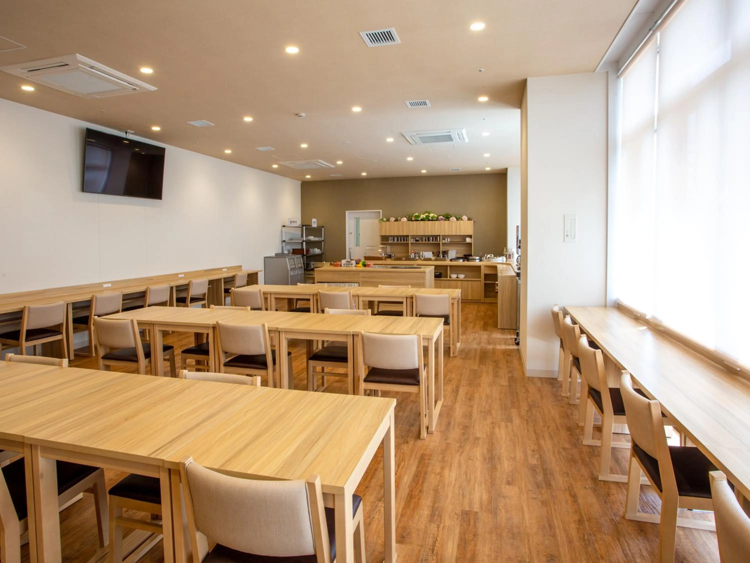 Restaurant/places to eat in Kuretake Inn Premium Fukuroi Ekimae