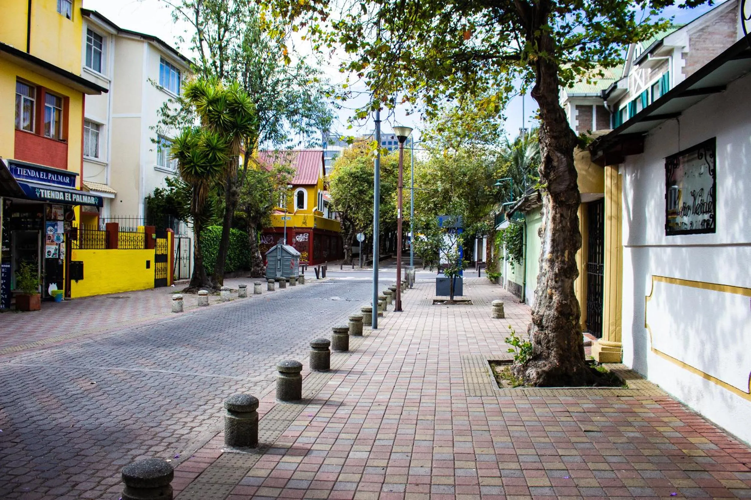 Neighbourhood in Hostal Loro Verde