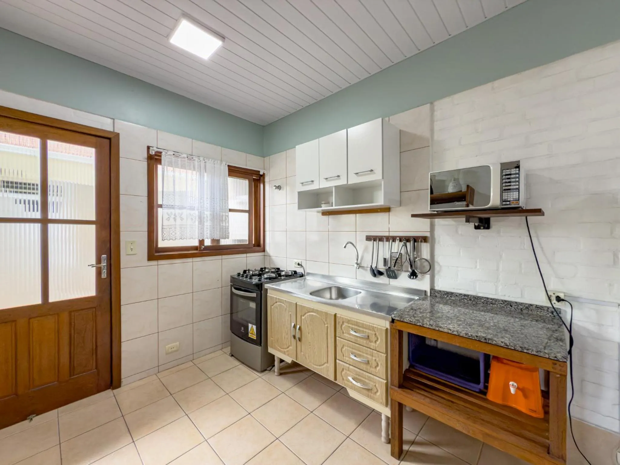 Kitchen or kitchenette in Lemuria Apart Hotel