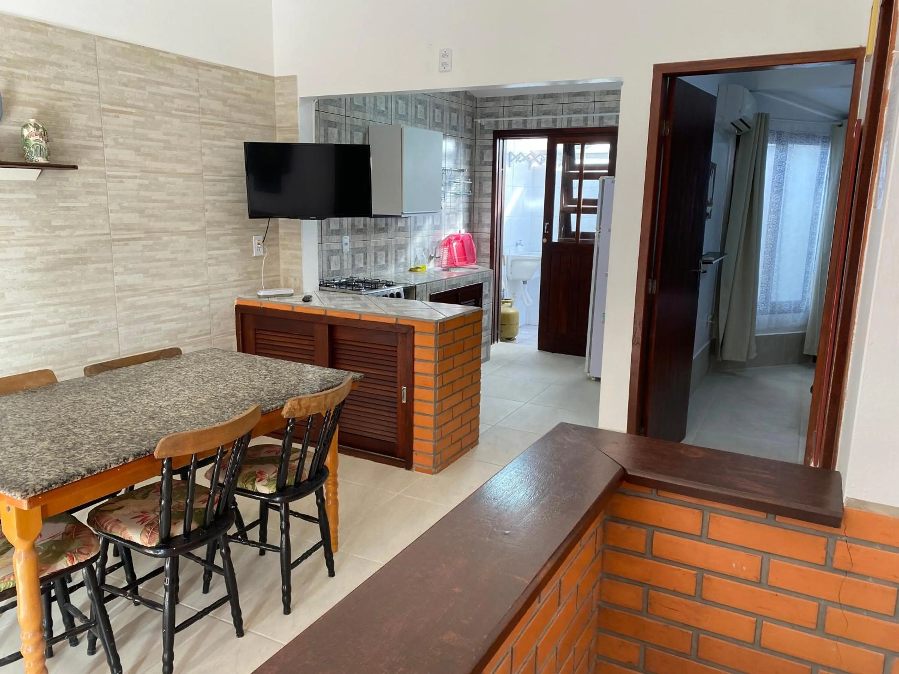 Dining area in Lemuria Apart Hotel