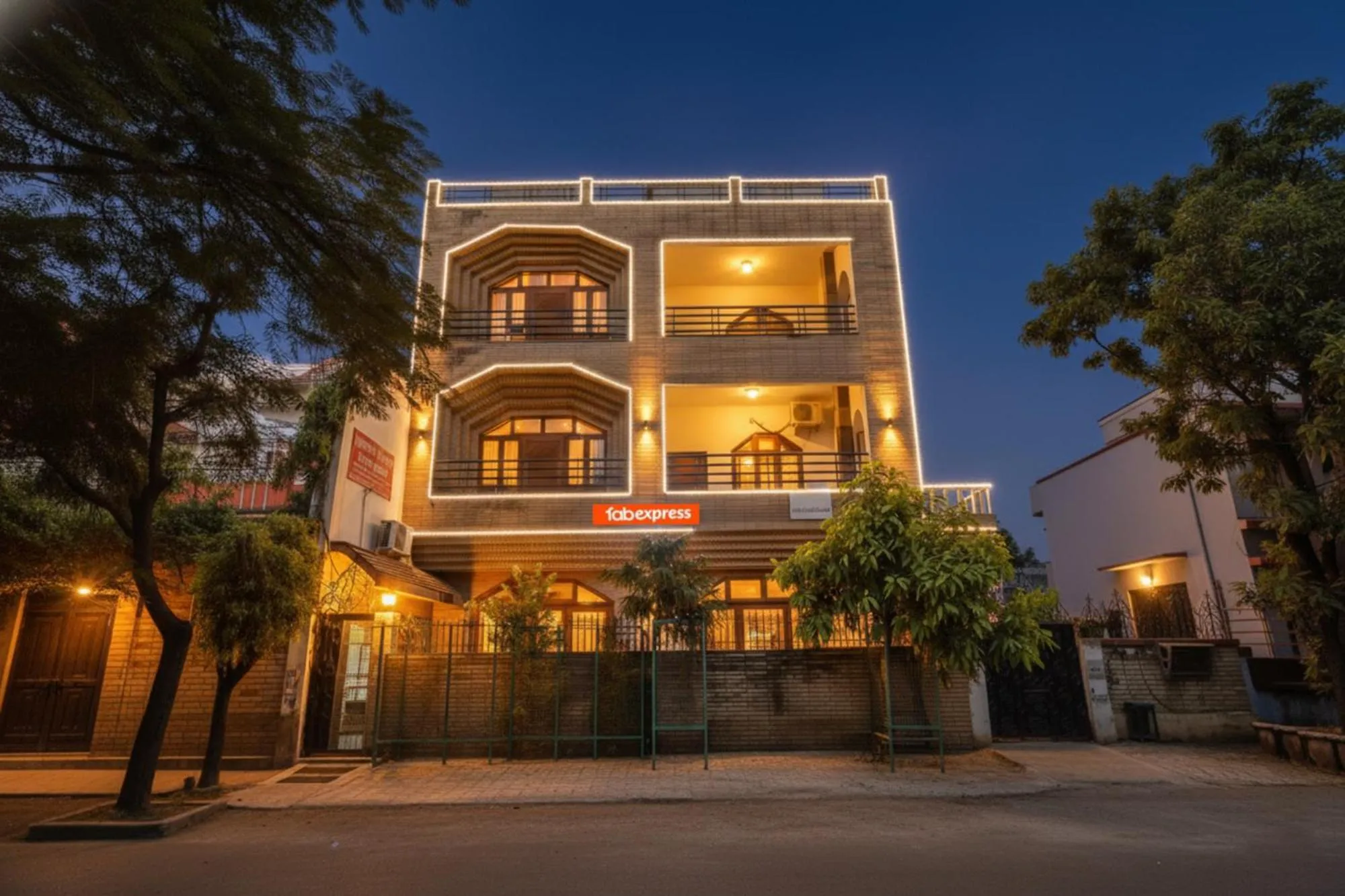 Property building in Via Prashansa Palace - Banaras Railway Station