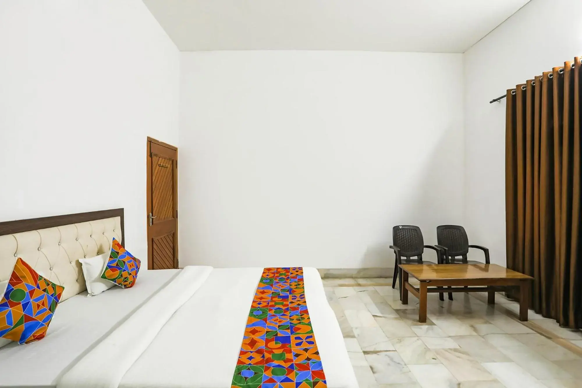 Living room, Bed in FabExpress Prashansa Palace Living room, Bed in FabExpress Prashansa Palace