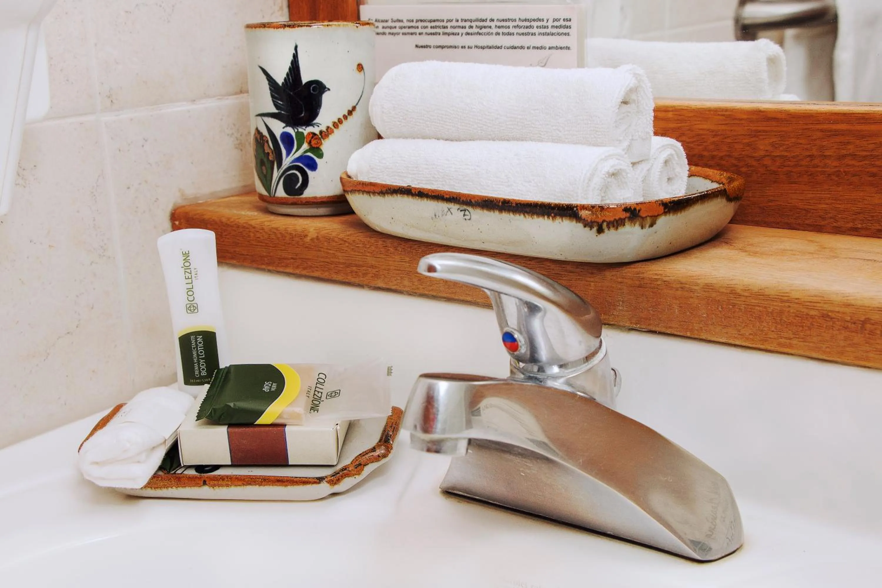 Bedroom, Bed in Alcazar Suites