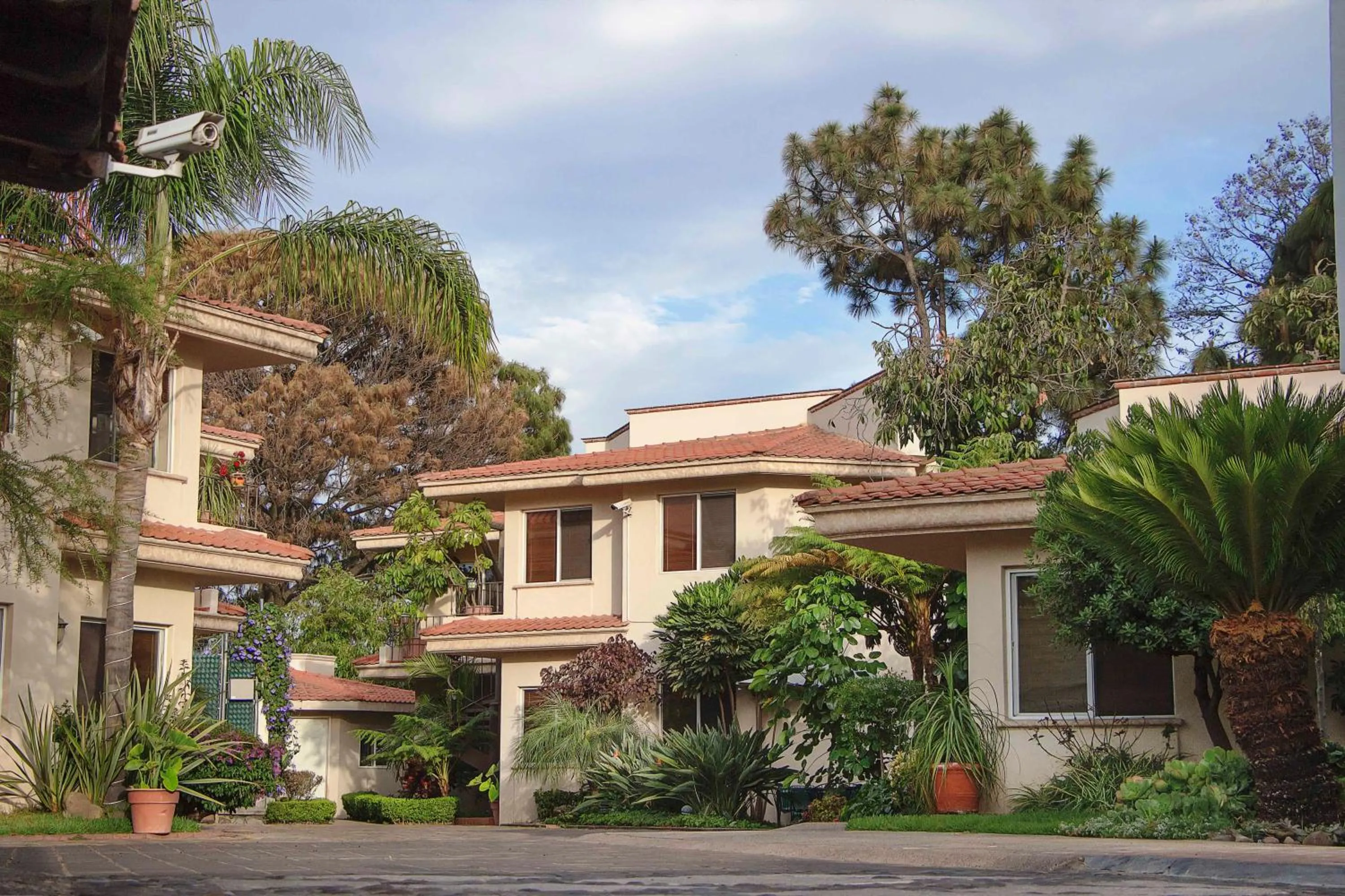 Property building in Alcazar Suites