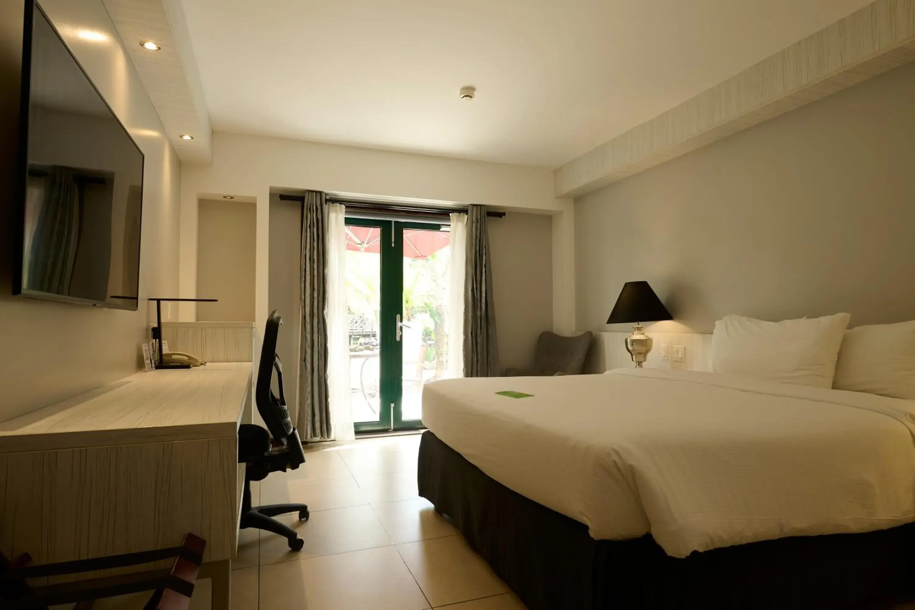Standard Double Room with Pool View in Royal Torarica Standard Double Room with Pool View in Royal Torarica