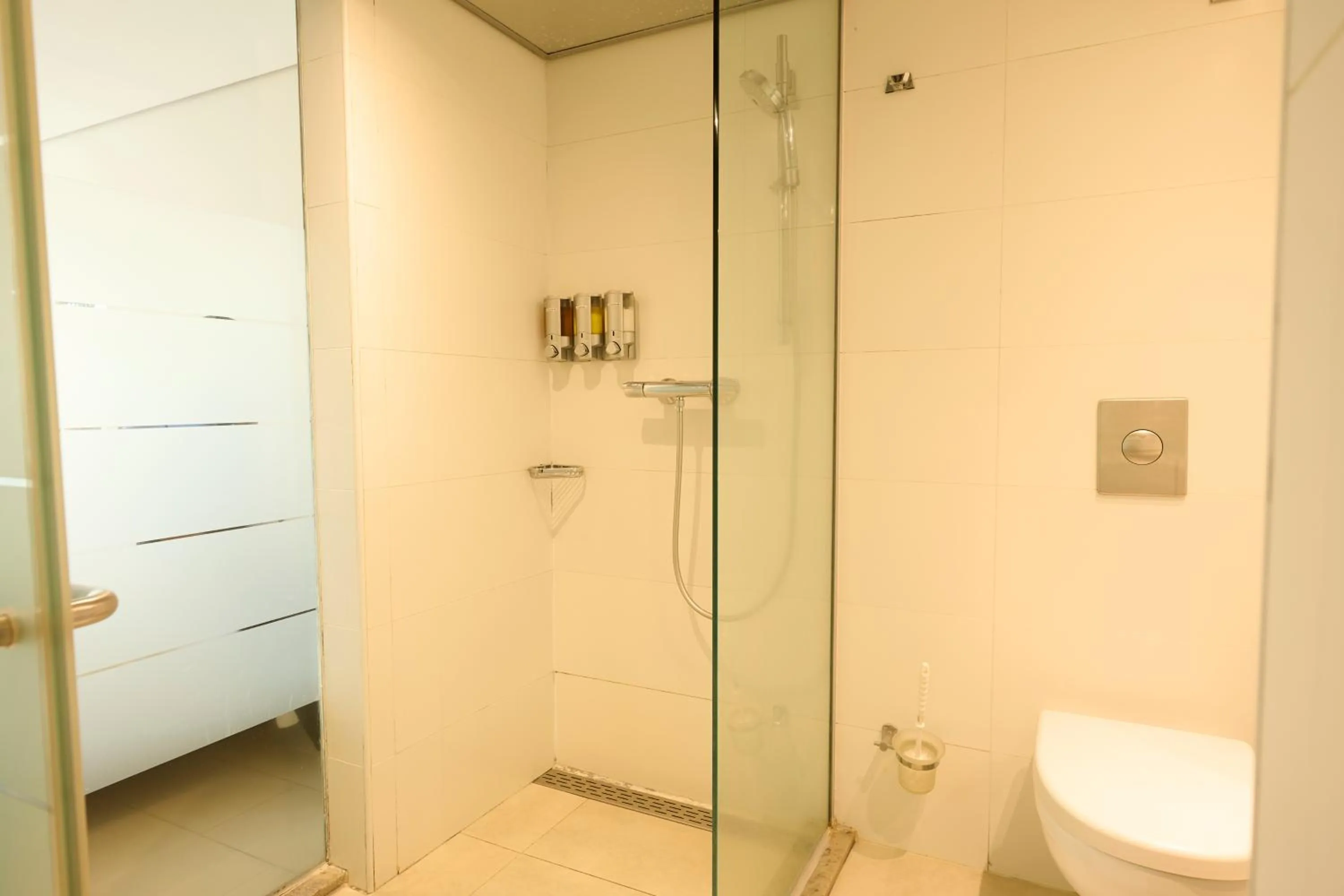 Shower in Torarica Resort