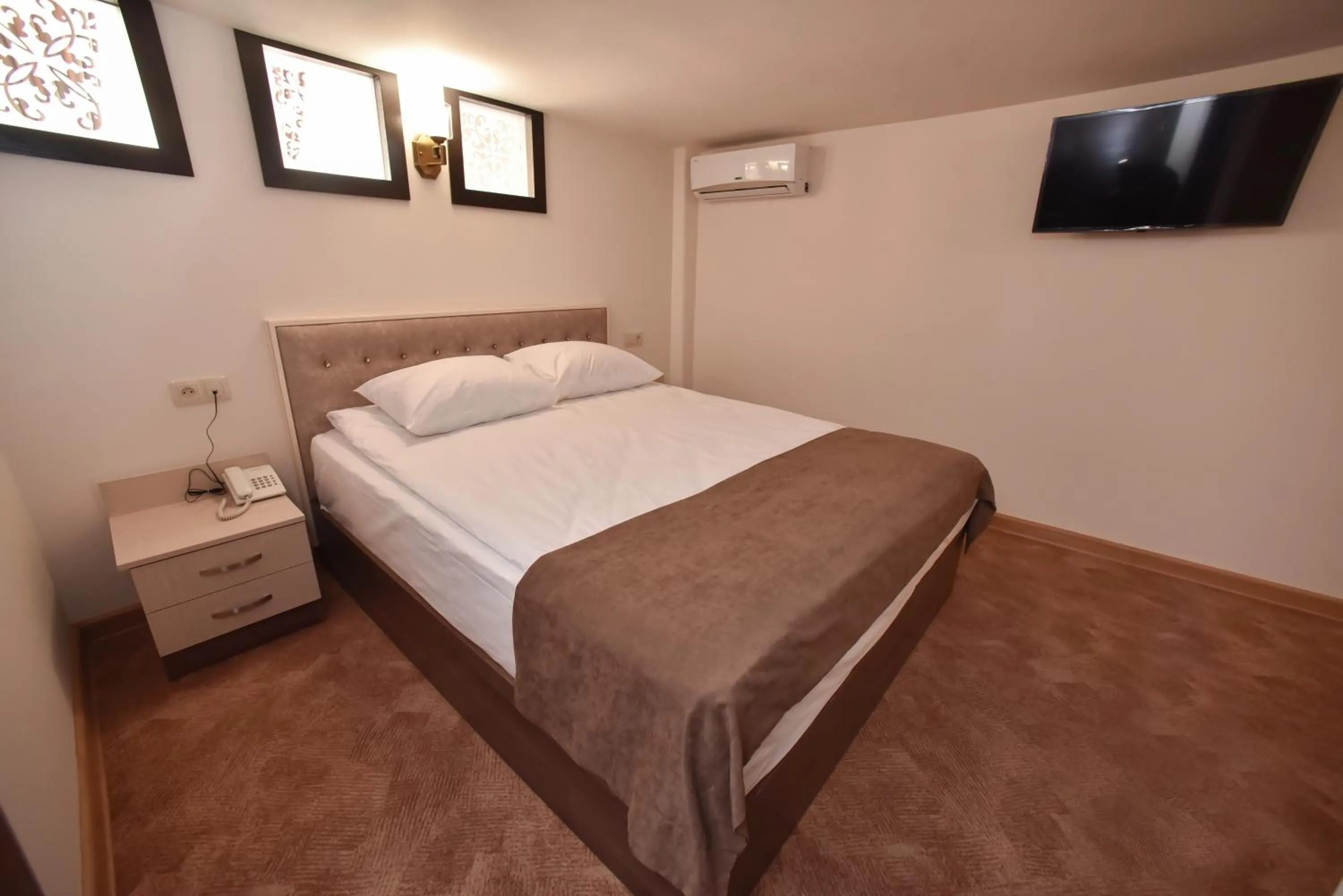 Bed in Good Hotel Yerevan