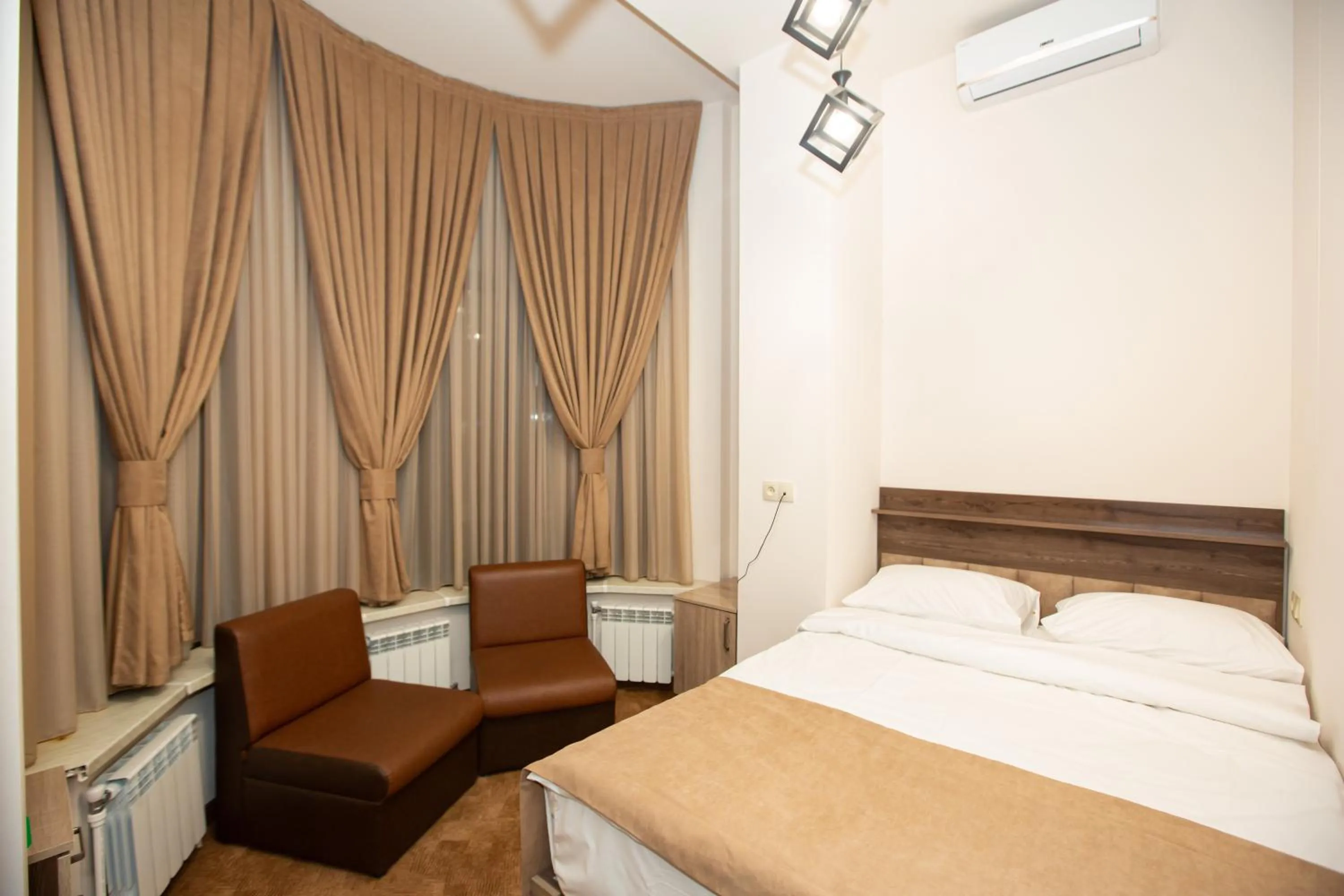 Bed in Good Hotel Yerevan