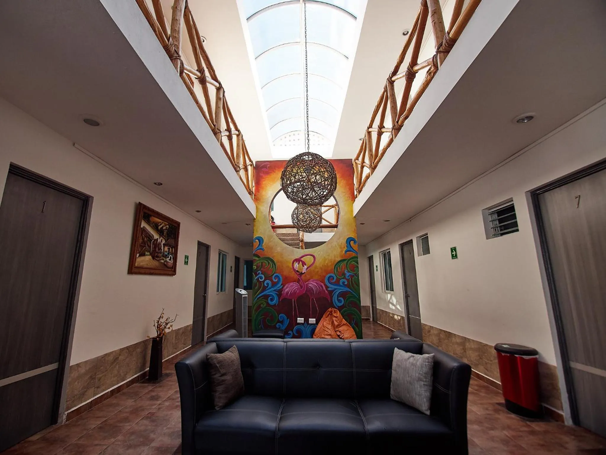 Communal lounge/ TV room in Hotel Tabasco Rio