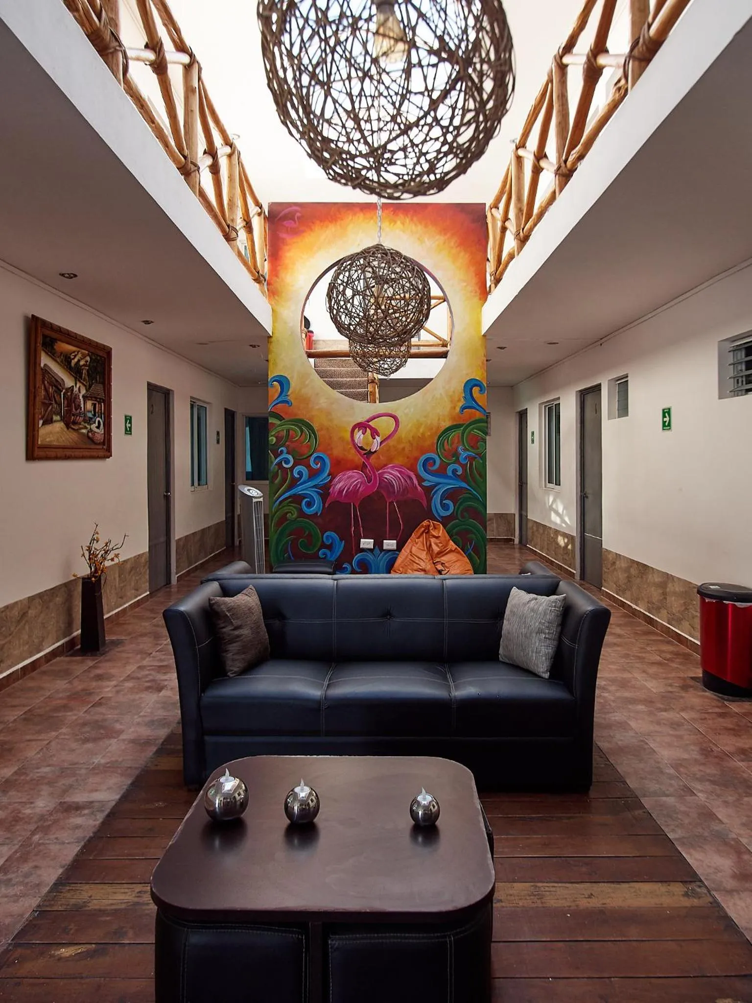 Communal lounge/ TV room in Hotel Tabasco Rio