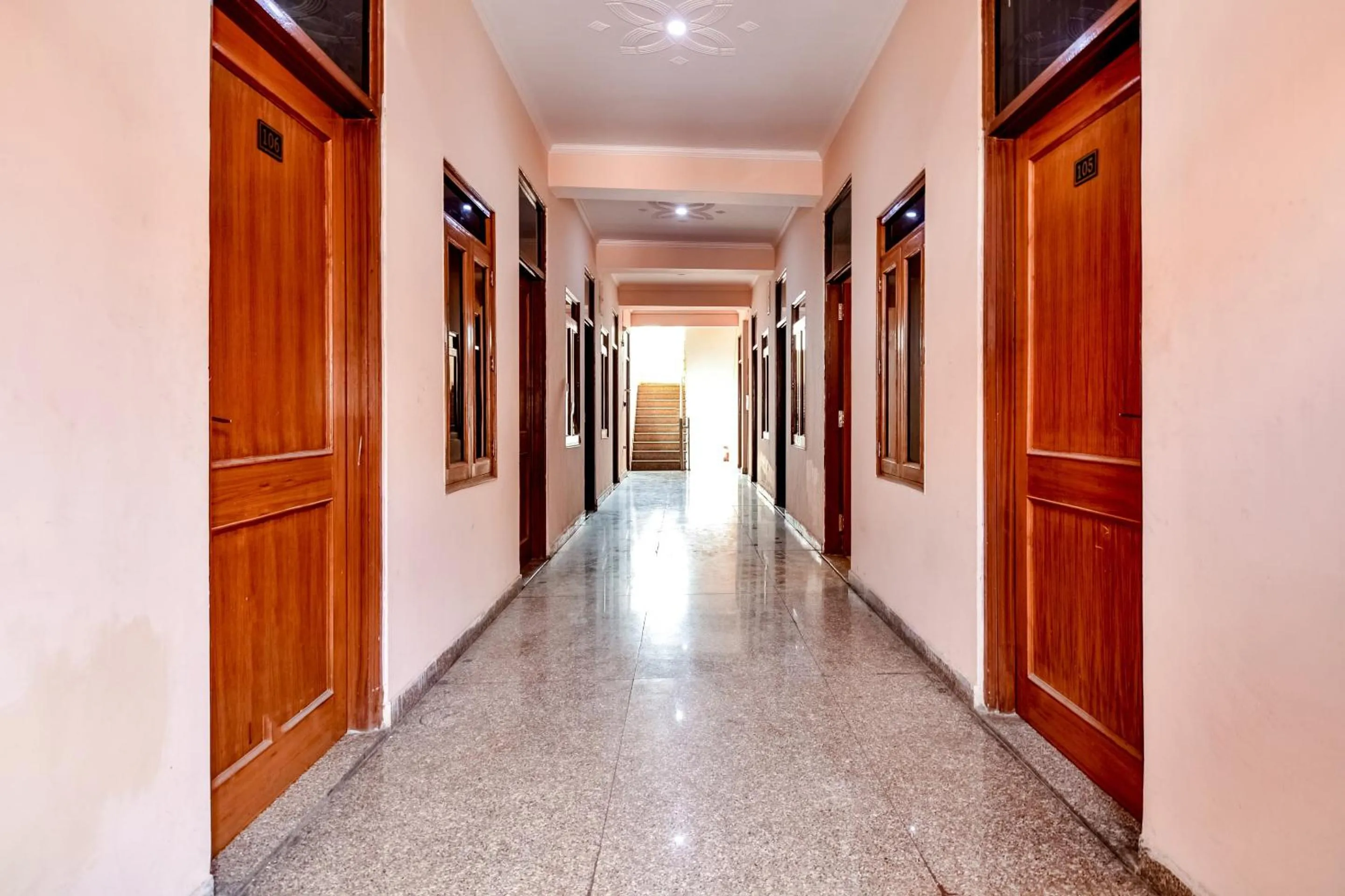 Lobby or reception in Hotel O Shri Ganesham