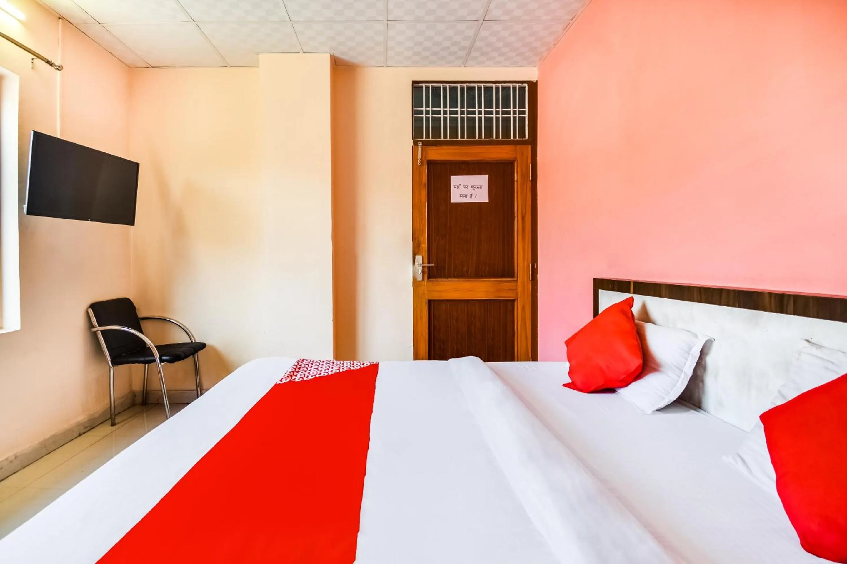 Bedroom in Hotel O Shri Ganesham