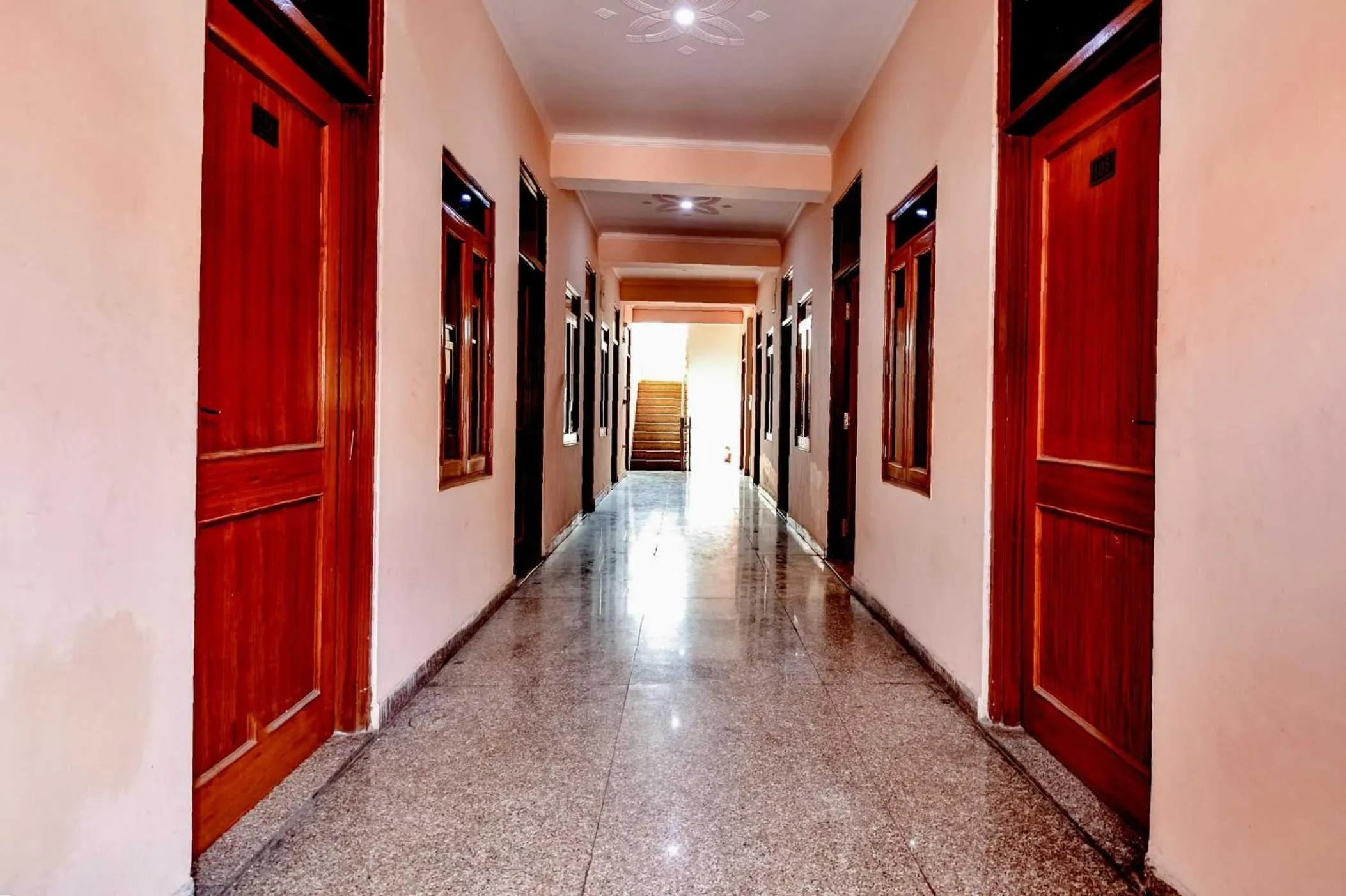 Lobby or reception in Hotel O Shri Ganesham