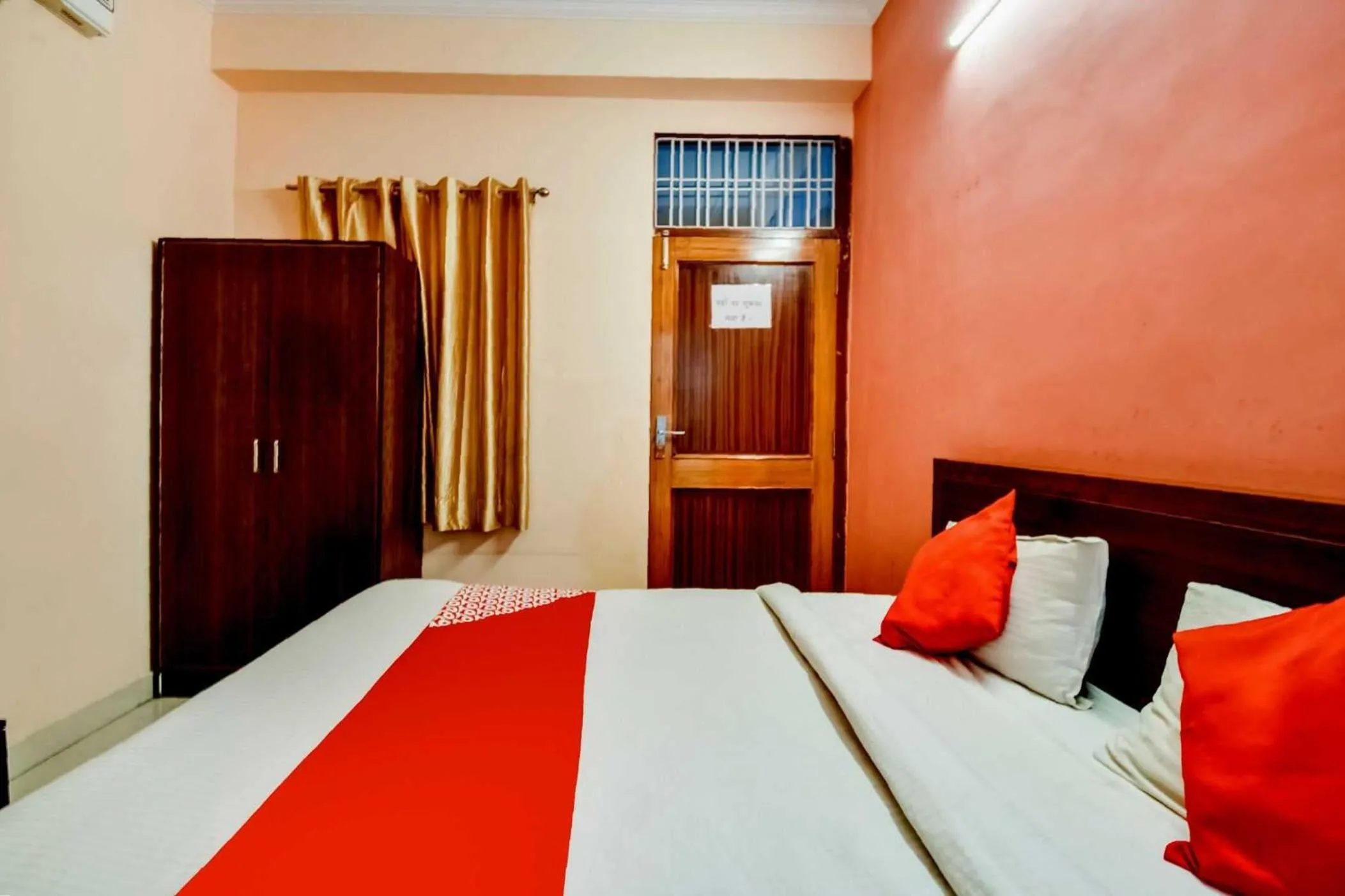 Bedroom, Bed in Hotel O Shri Ganesham