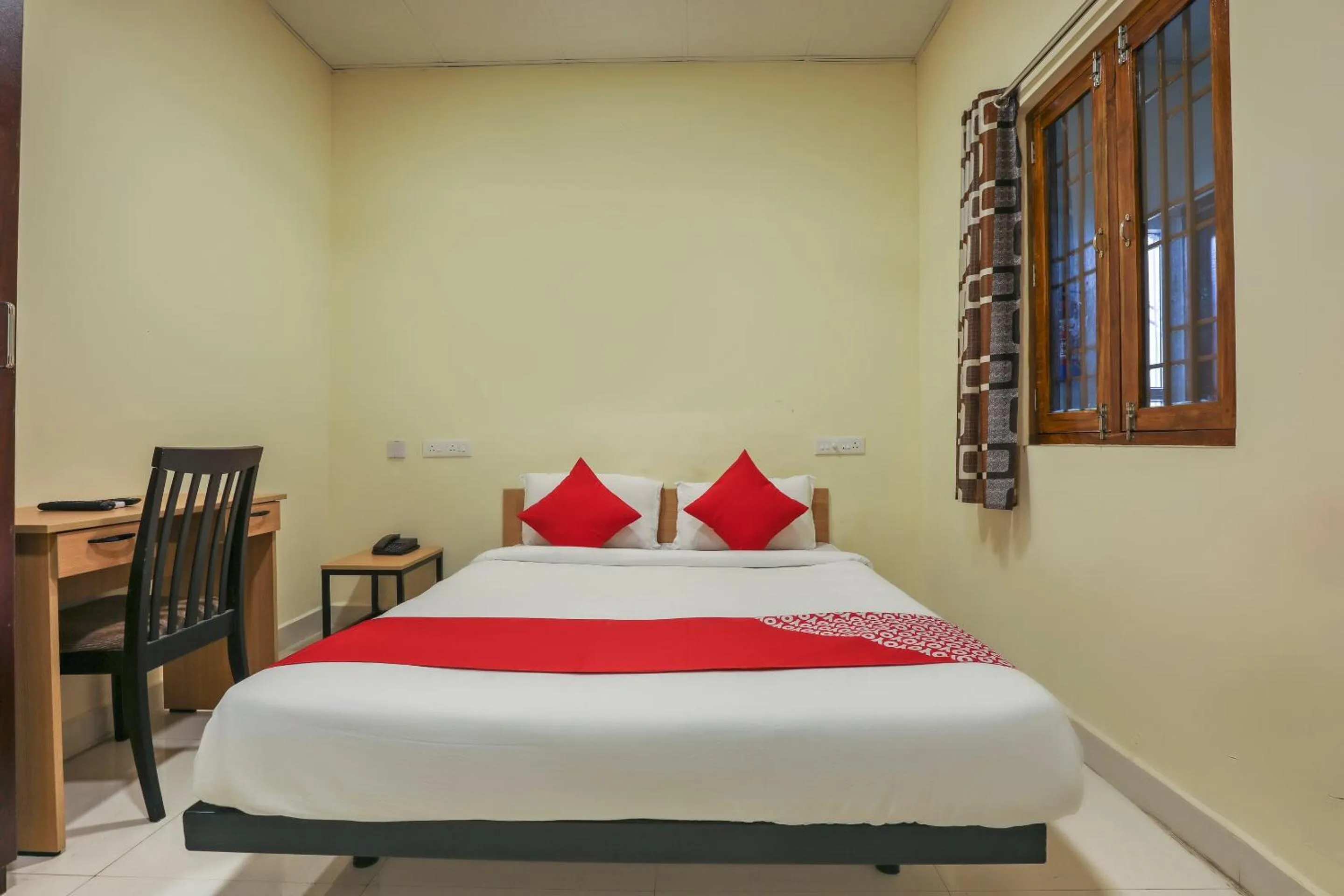 Bedroom, Bed in Hotel O Om Sakthi Hotel