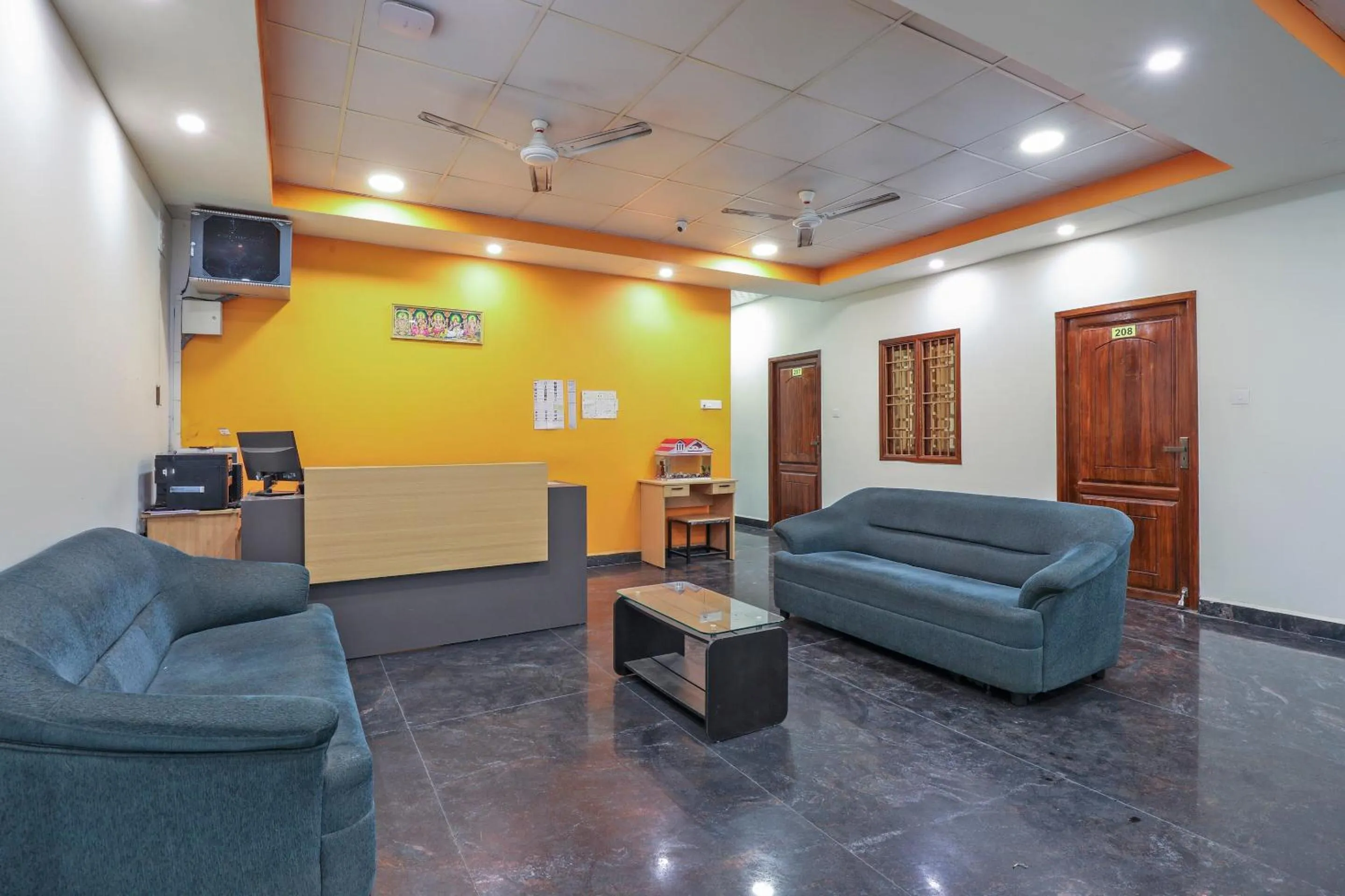 Lobby or reception in Hotel O Om Sakthi Hotel