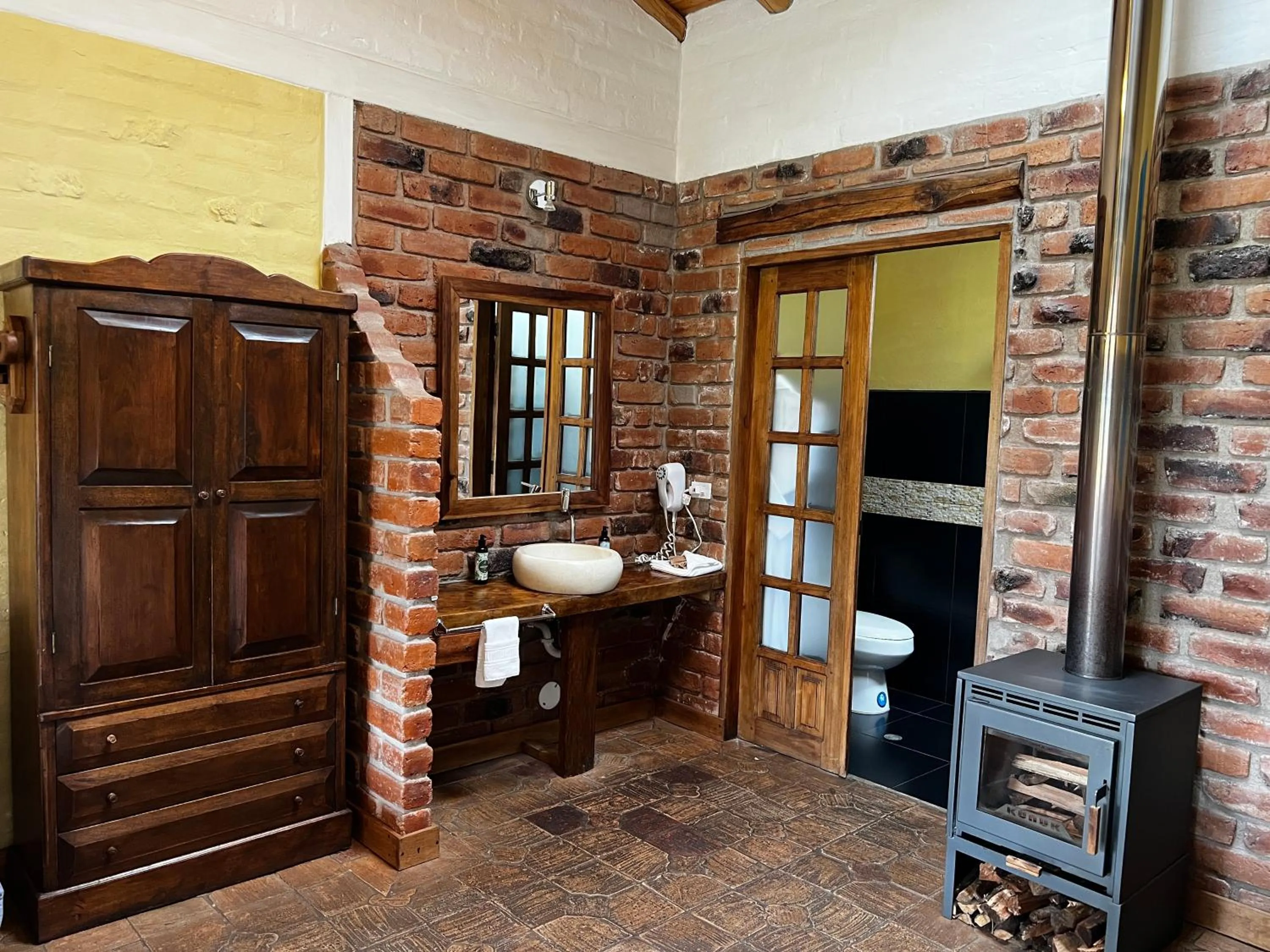 Bathroom in Hacienda Jimenita Wildlife Reserve
