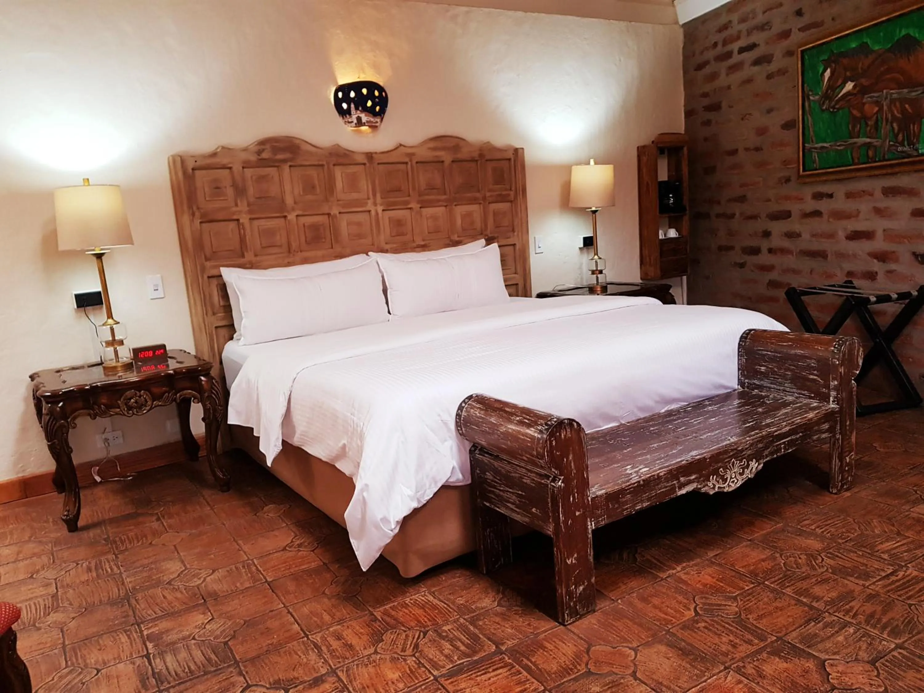 Bed in Hacienda Jimenita Wildlife Reserve