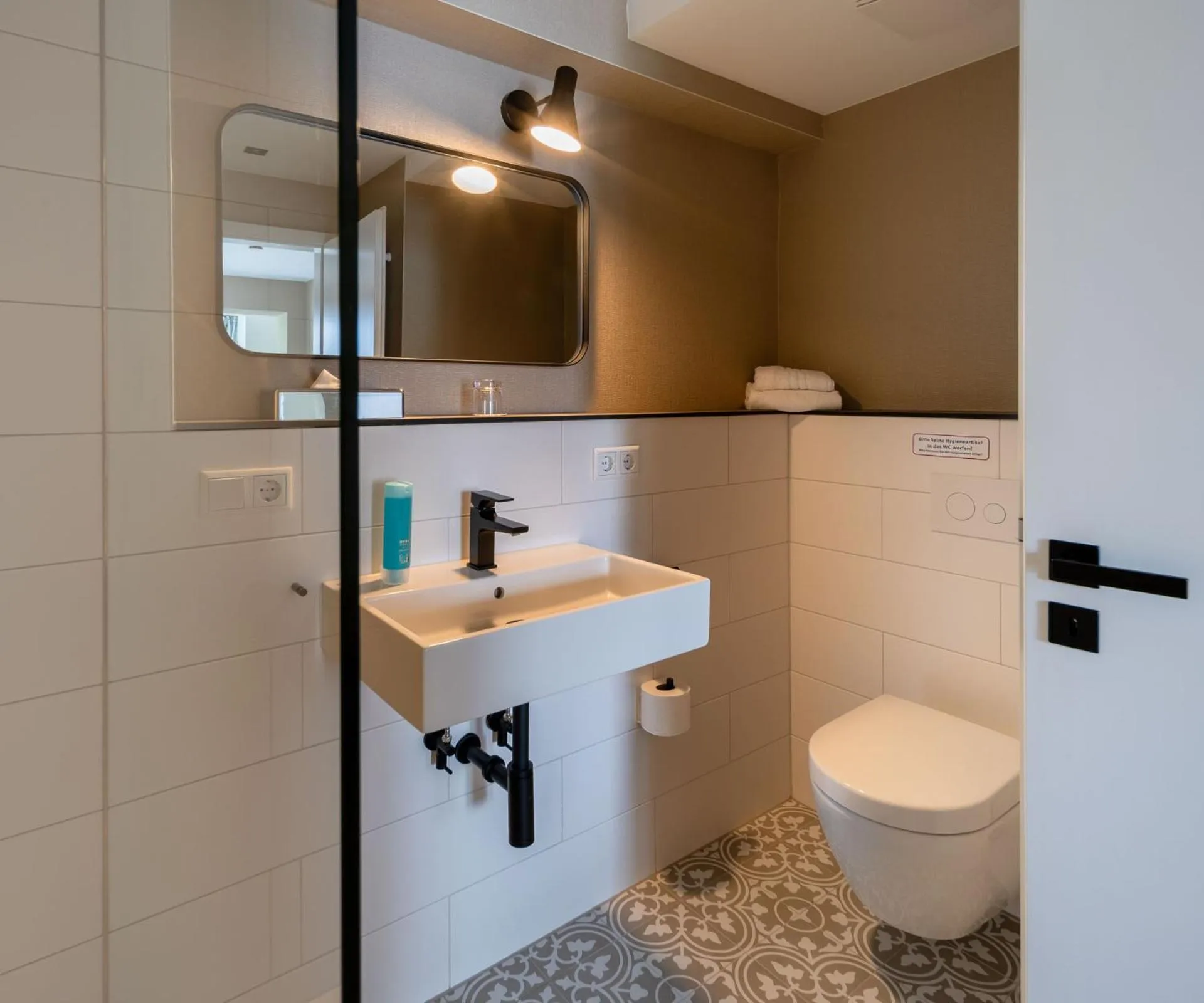 Bathroom in Hotel am Schlosspark garni