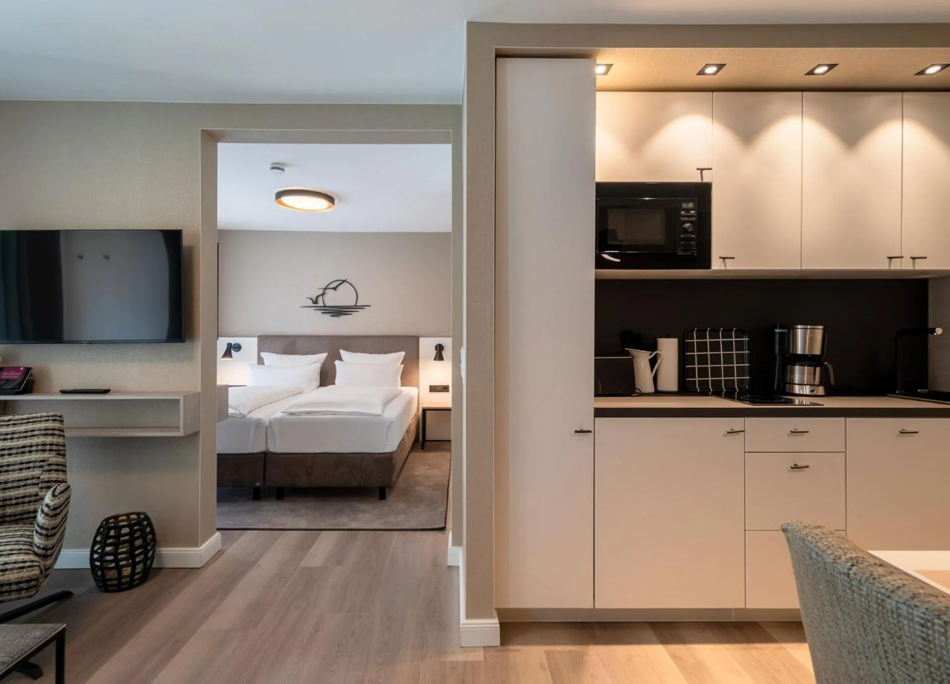 Photo of the whole room, Bed in Hotel am Schlosspark garni