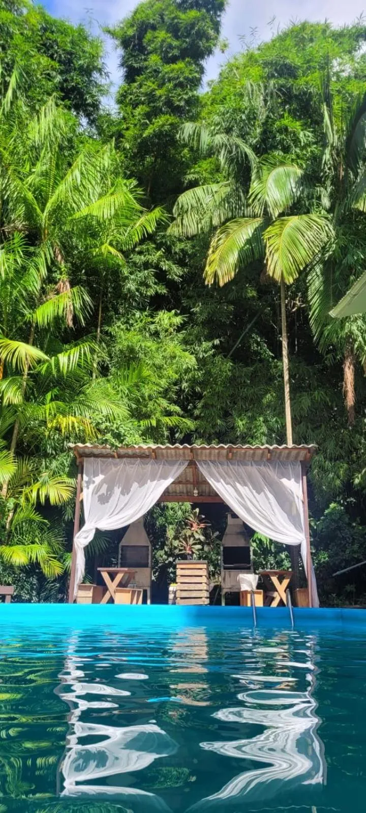 Swimming pool in Pousada Dona Francisca