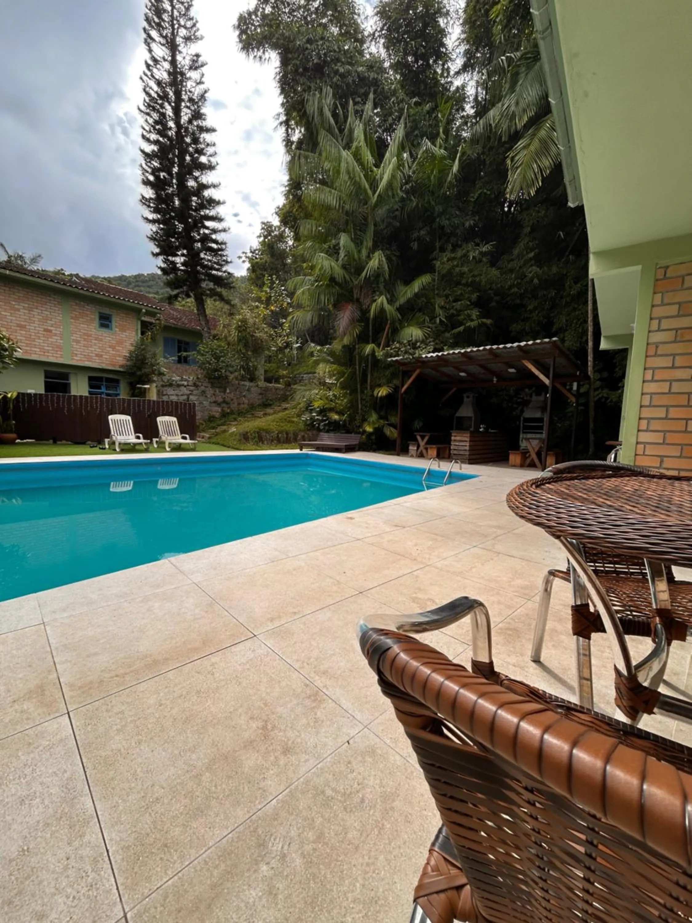 Swimming pool in Pousada Dona Francisca