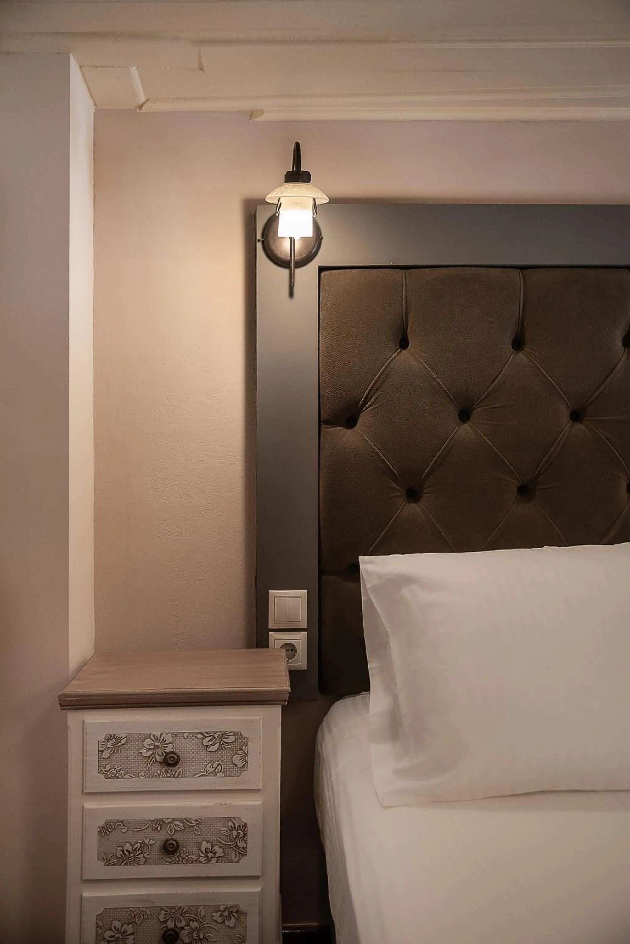 Bed in Old Town Suites