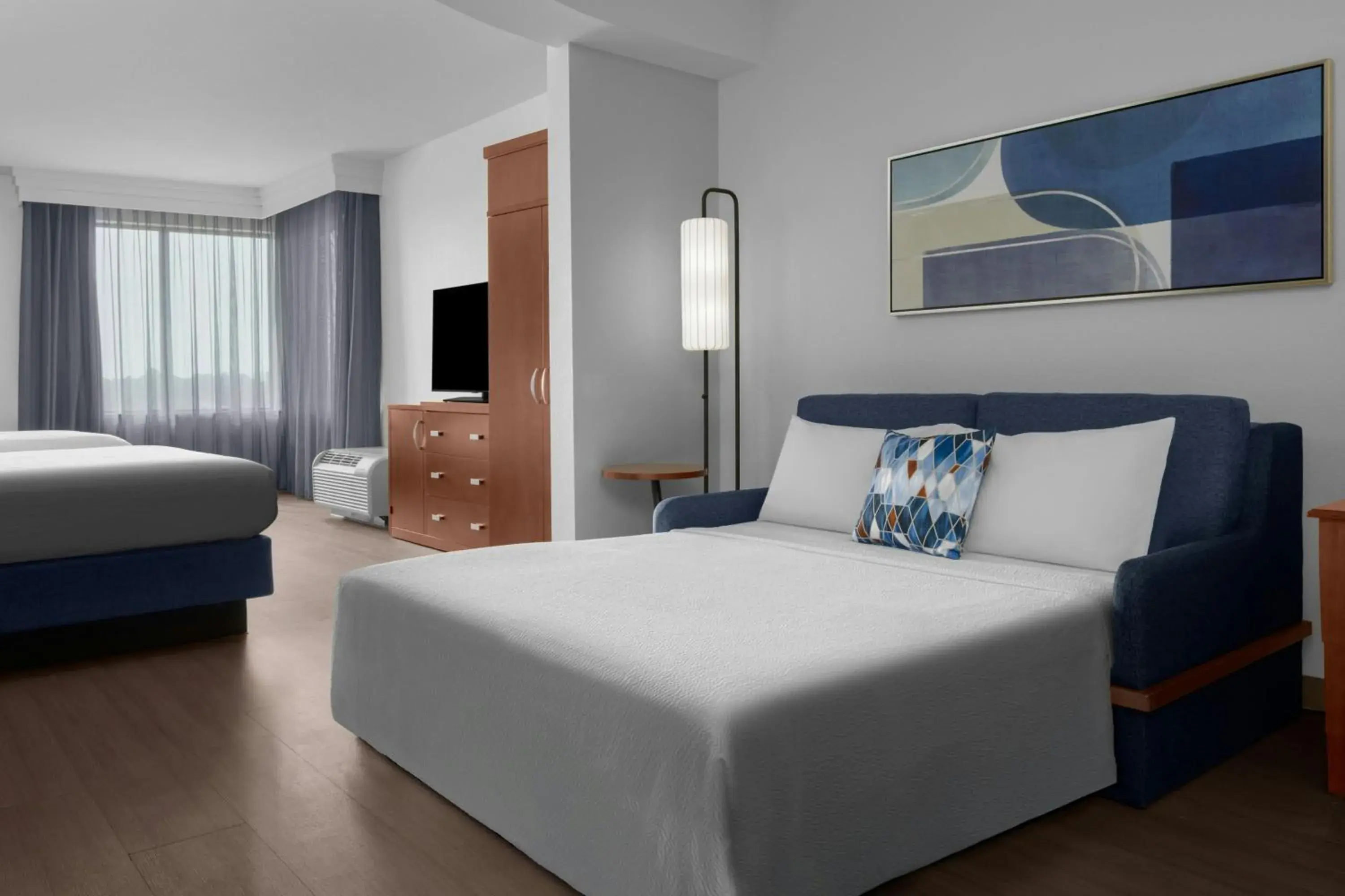 Deluxe King Room with Balcony in Courtyard By Marriott Houston Kingwood Deluxe King Room with Balcony in Courtyard By Marriott Houston Kingwood