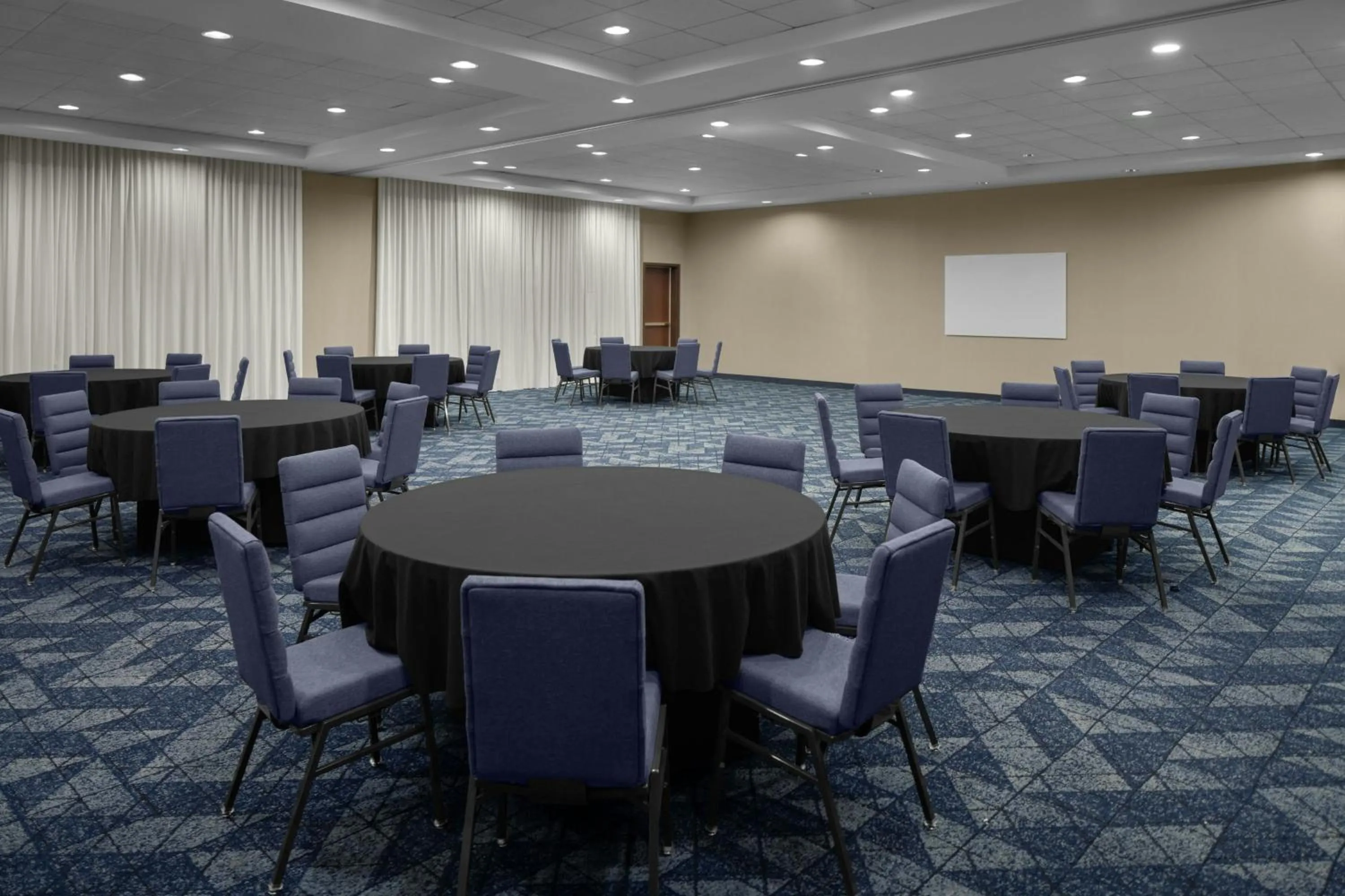 Meeting/conference room in Courtyard By Marriott Houston Kingwood