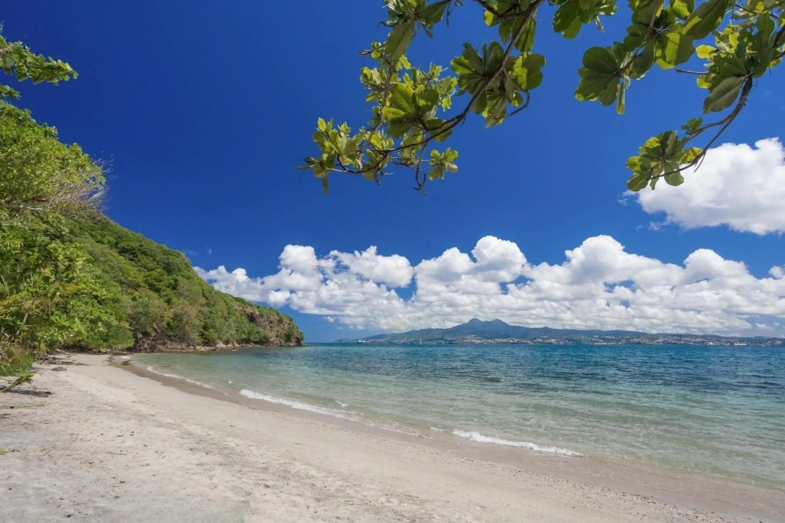 Nearby landmark in Domaine de l'Anse Ramier