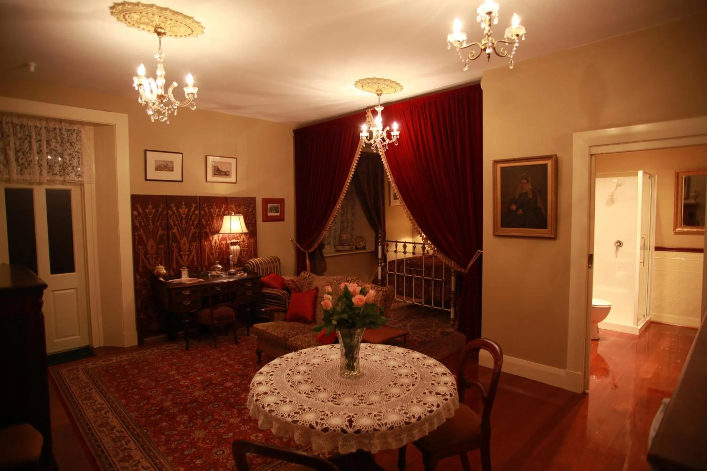 Dining area in Blakes Manor Self Contained Heritage Accommodation