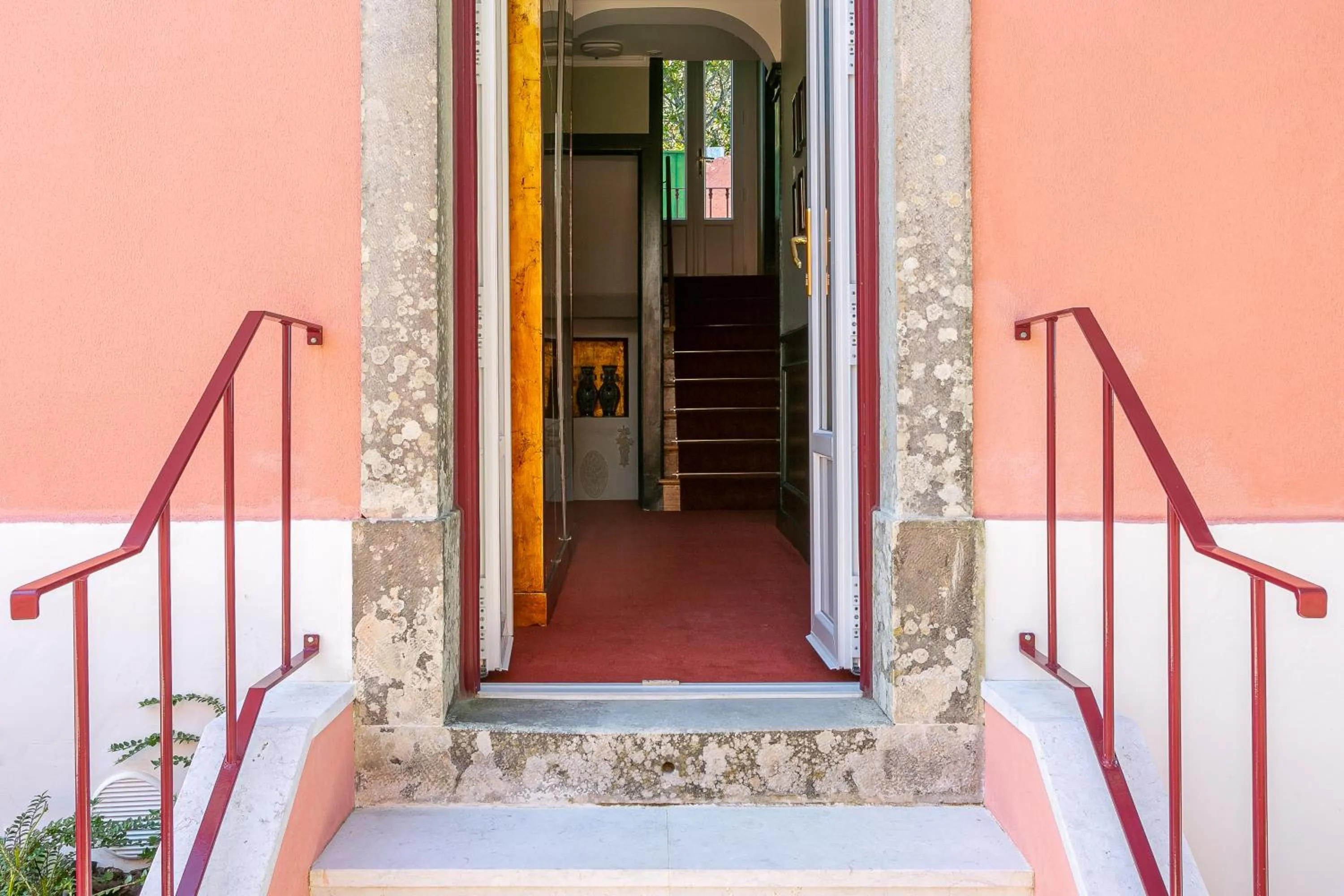 Property building in Rosegarden Essence Sintra - by Unlock Hotels