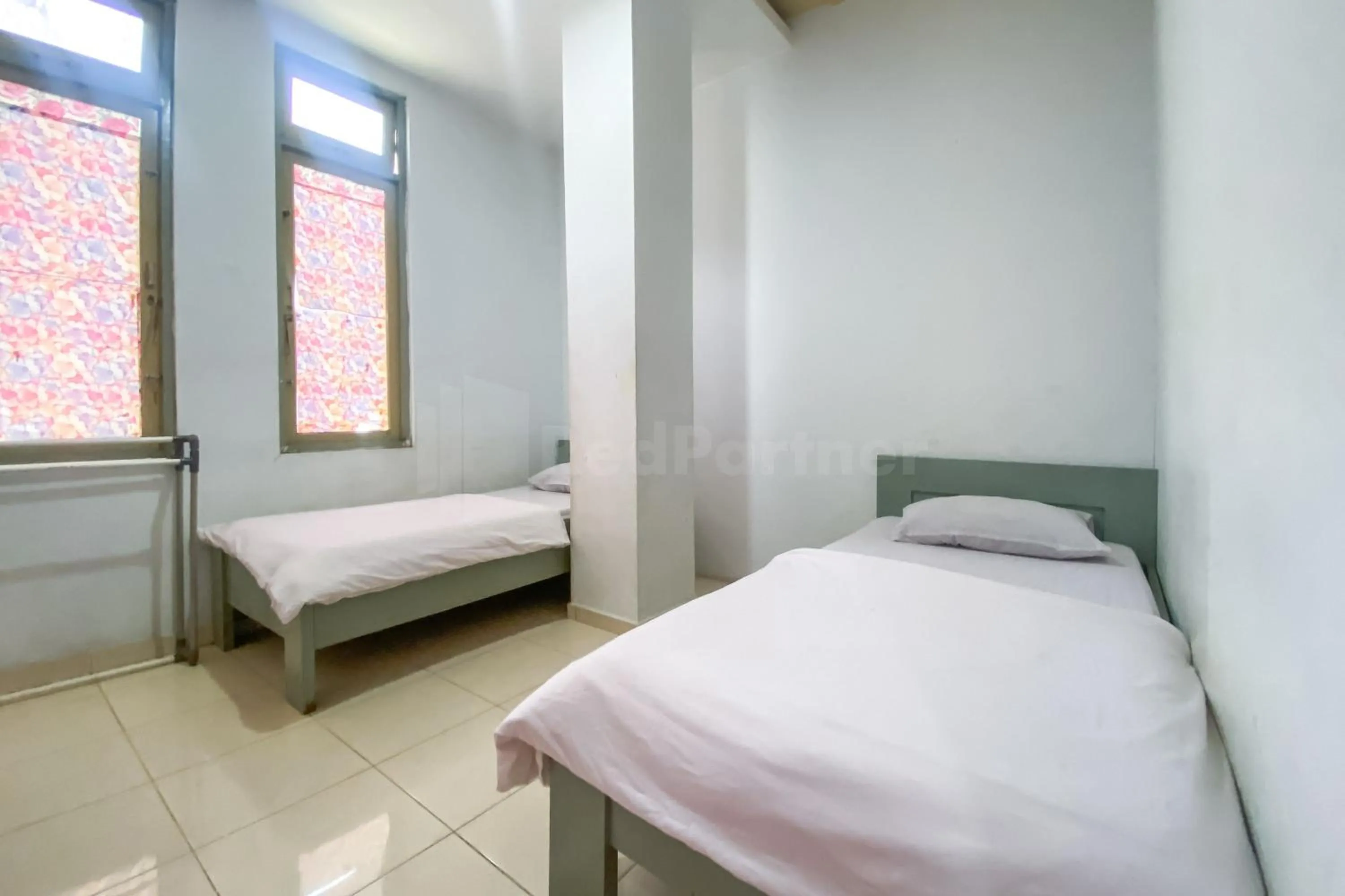 Bedroom, Bed in Wisma Syariah Lambhuk Banda Aceh RedPartner