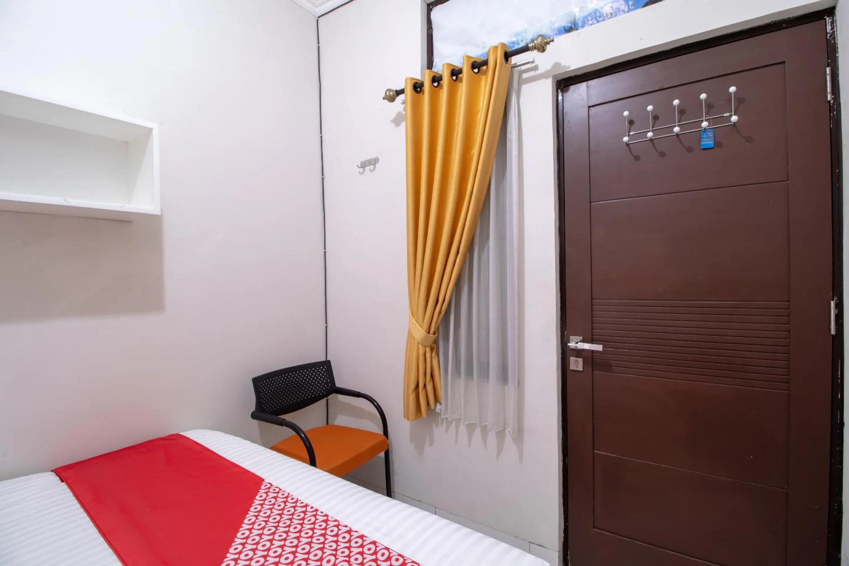 Bedroom, Bed in OYO 3253 Sofia Residence